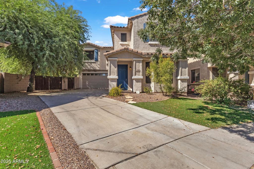 Photo of 3960 S Splendor Place, Gilbert, AZ 85297 (MLS # 6919292)
