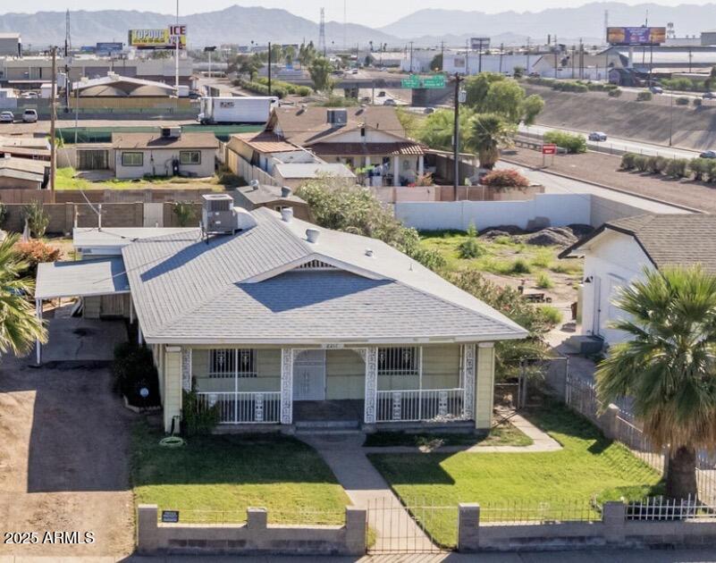 2217 W JEFFERSON Street