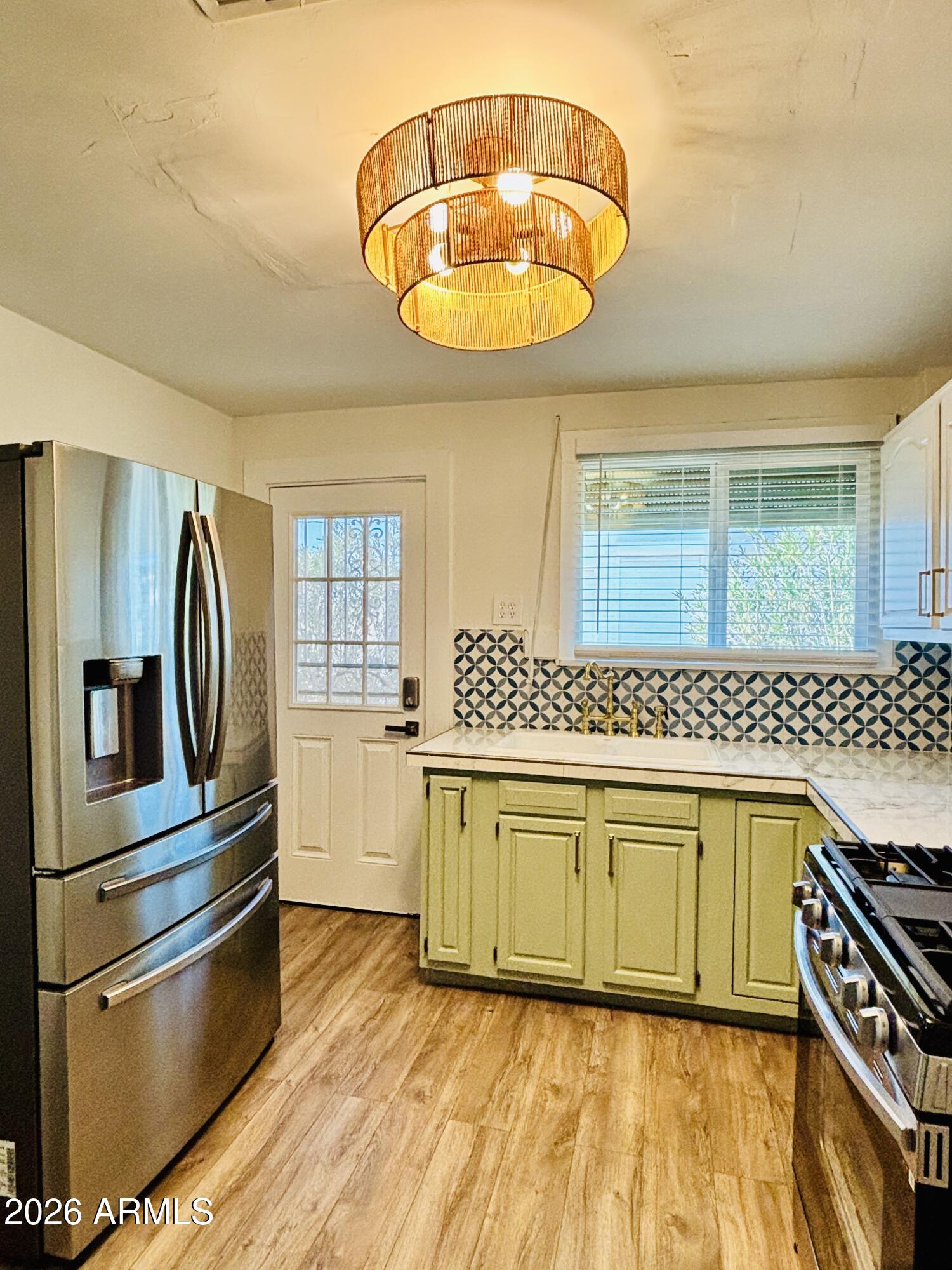 2217 W JEFFERSON Street