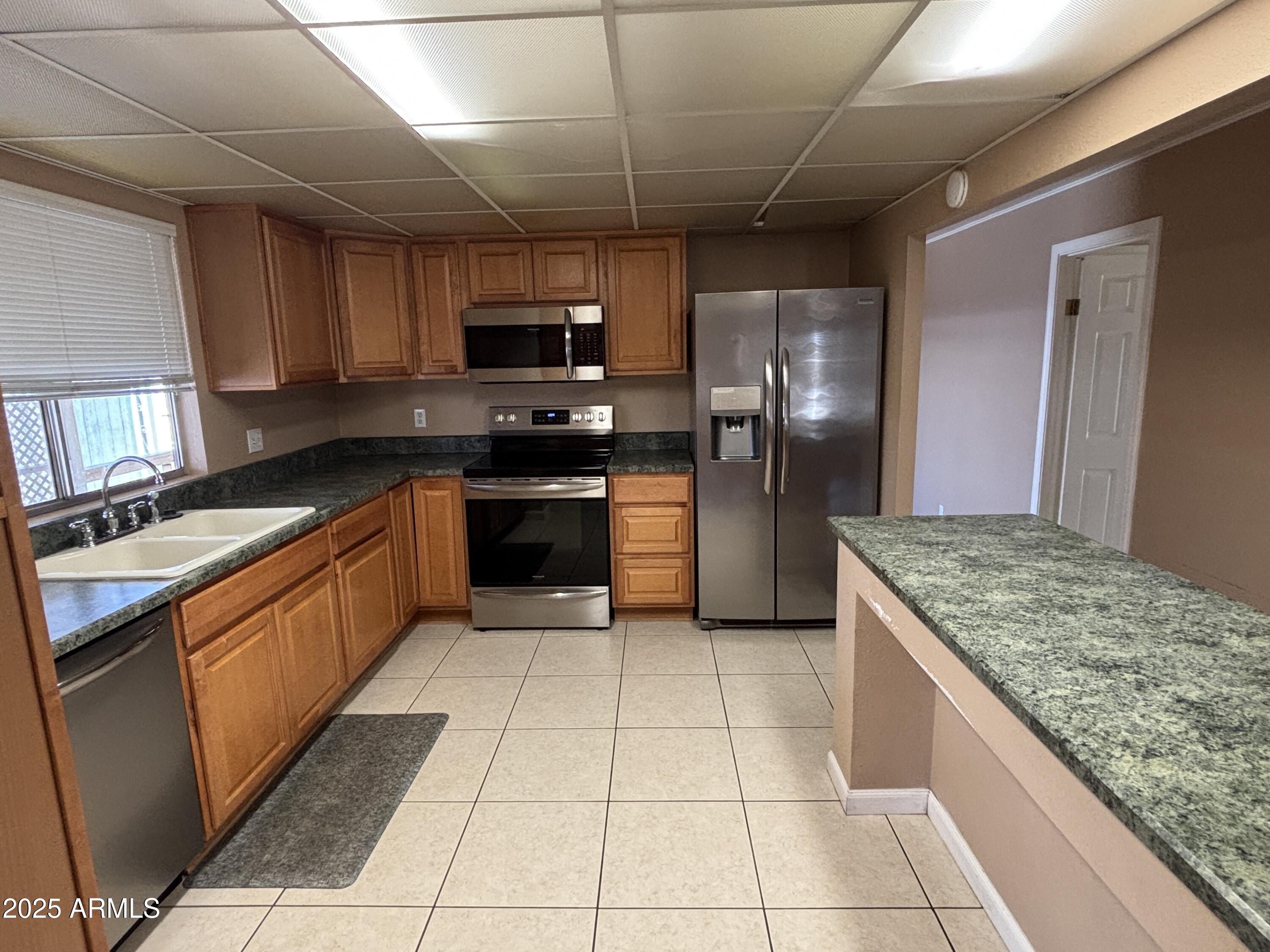 Search Homes 2 4065 E University Drive 4