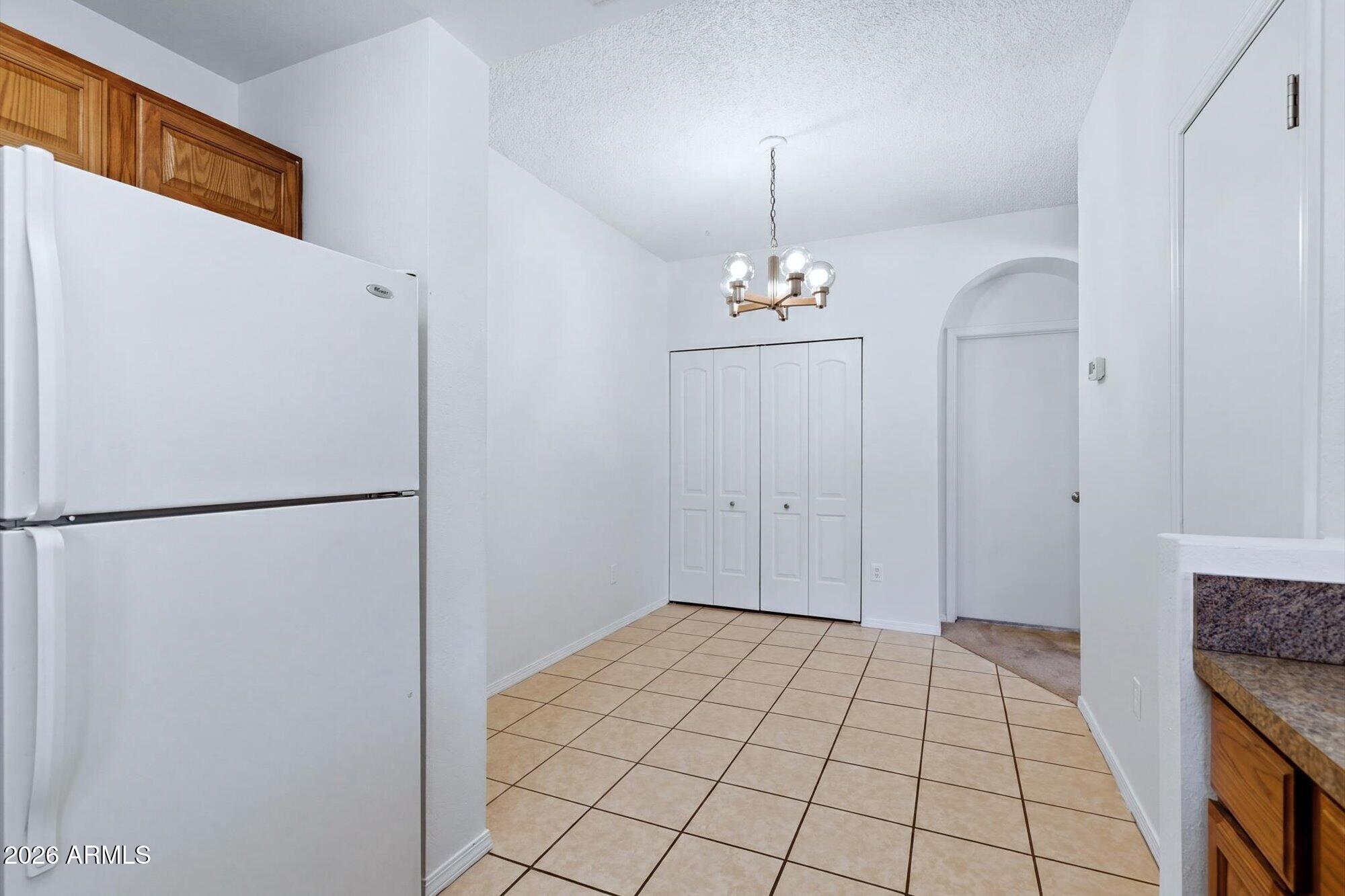MARYLAND LAKES CONDOMINIUMS AMD - Residential