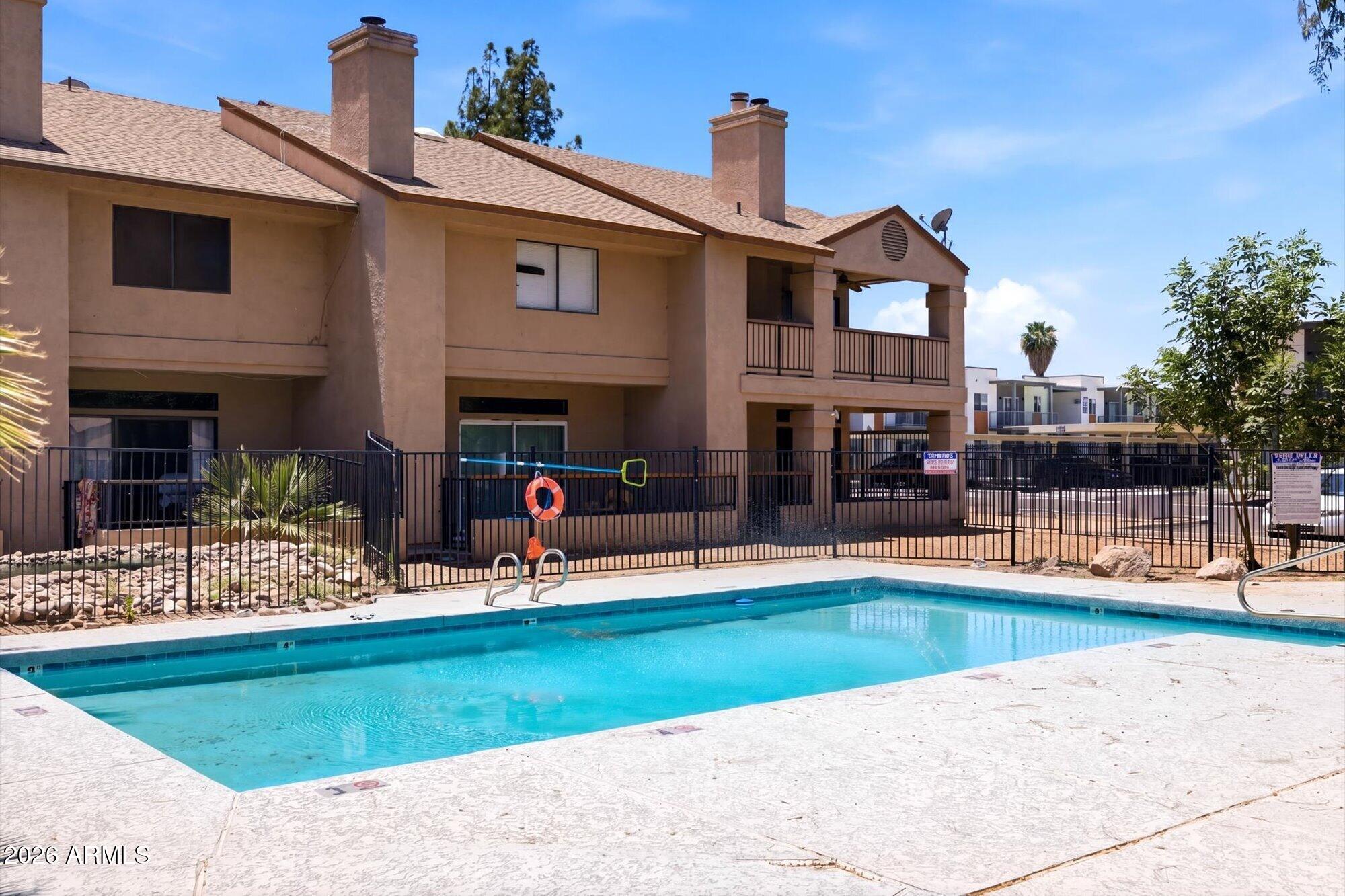 MARYLAND LAKES CONDOMINIUMS AMD - Residential