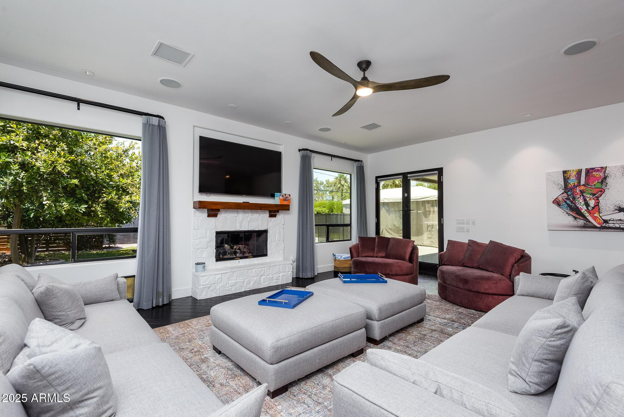 4514 N 35th Place