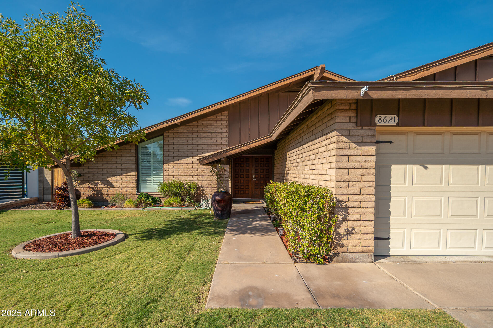 8621 N 48TH Lane