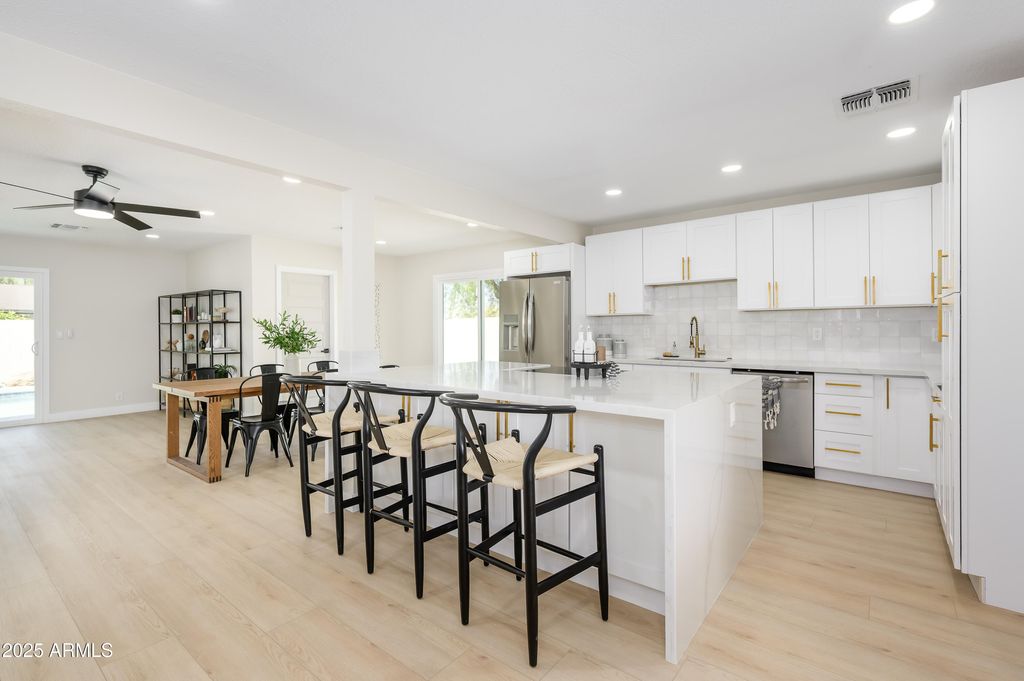 Photo of 1514 W Marlboro Drive, Chandler, AZ 85224 (MLS # 6911070)