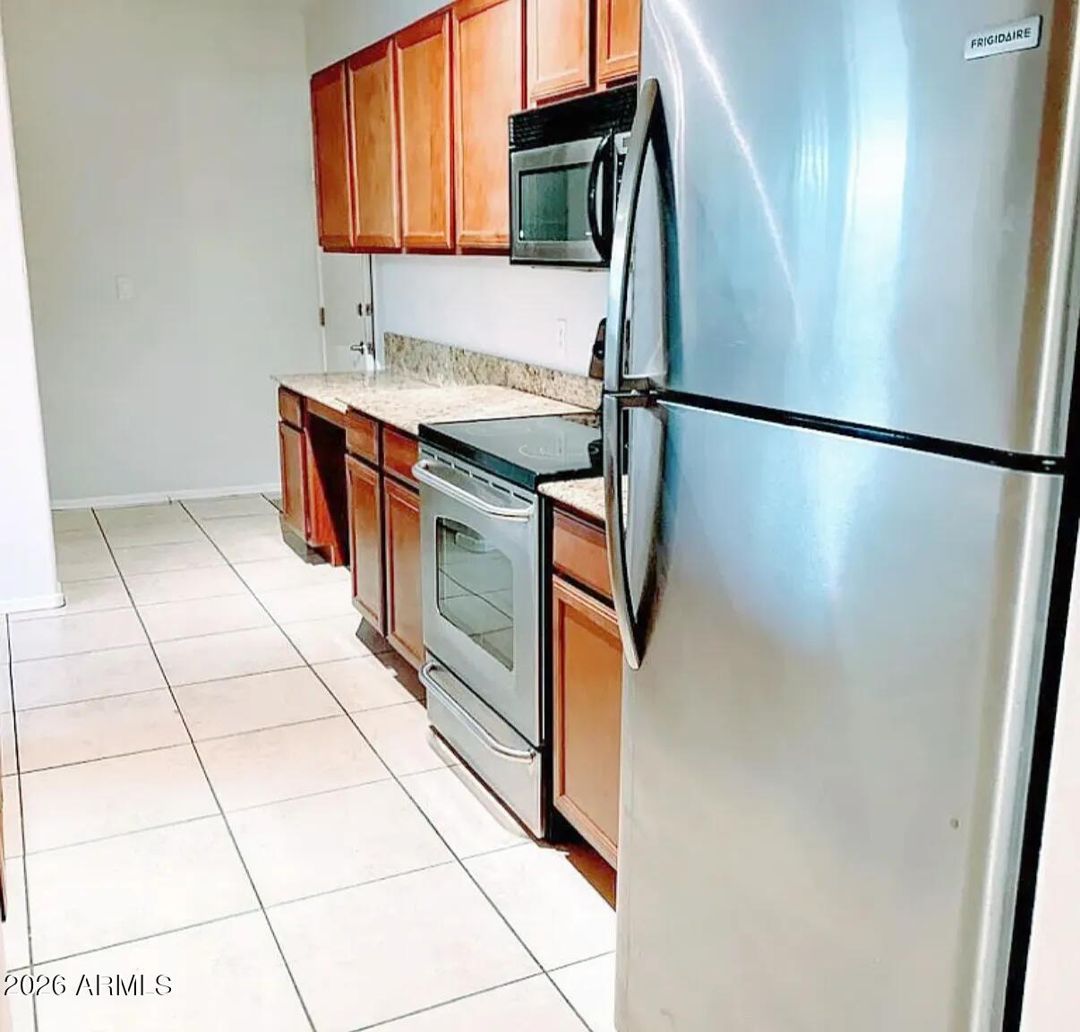 2134 E BROADWAY Road 1039