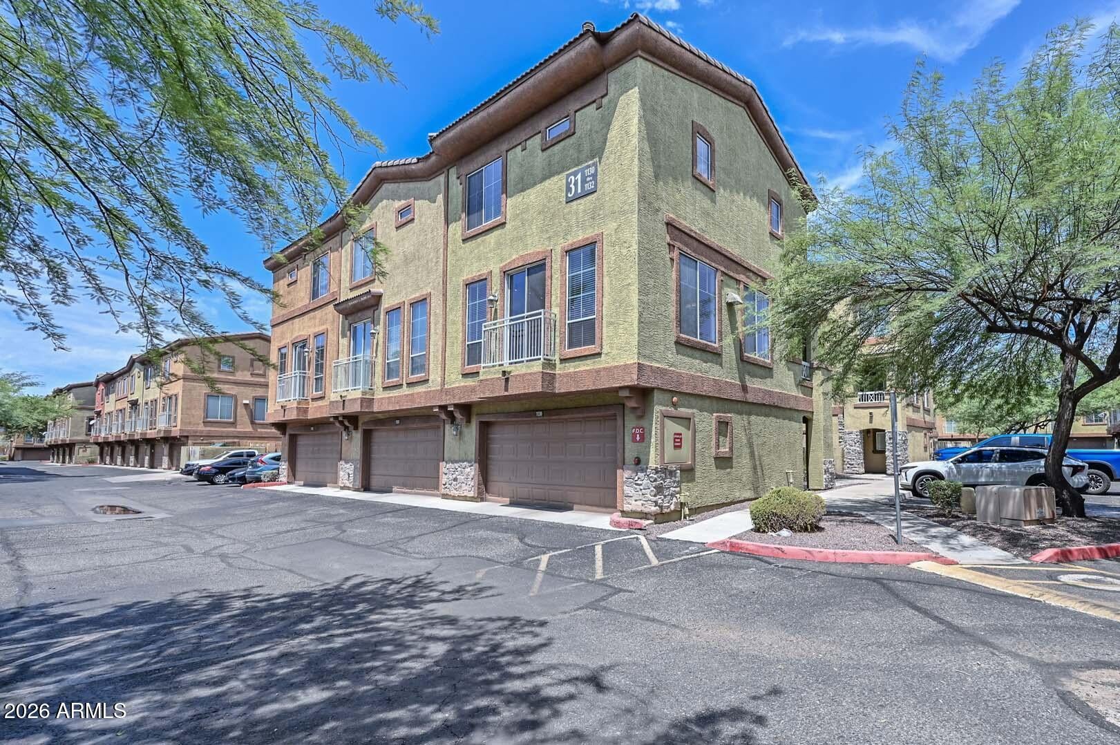 1920 E BELL Road 1130