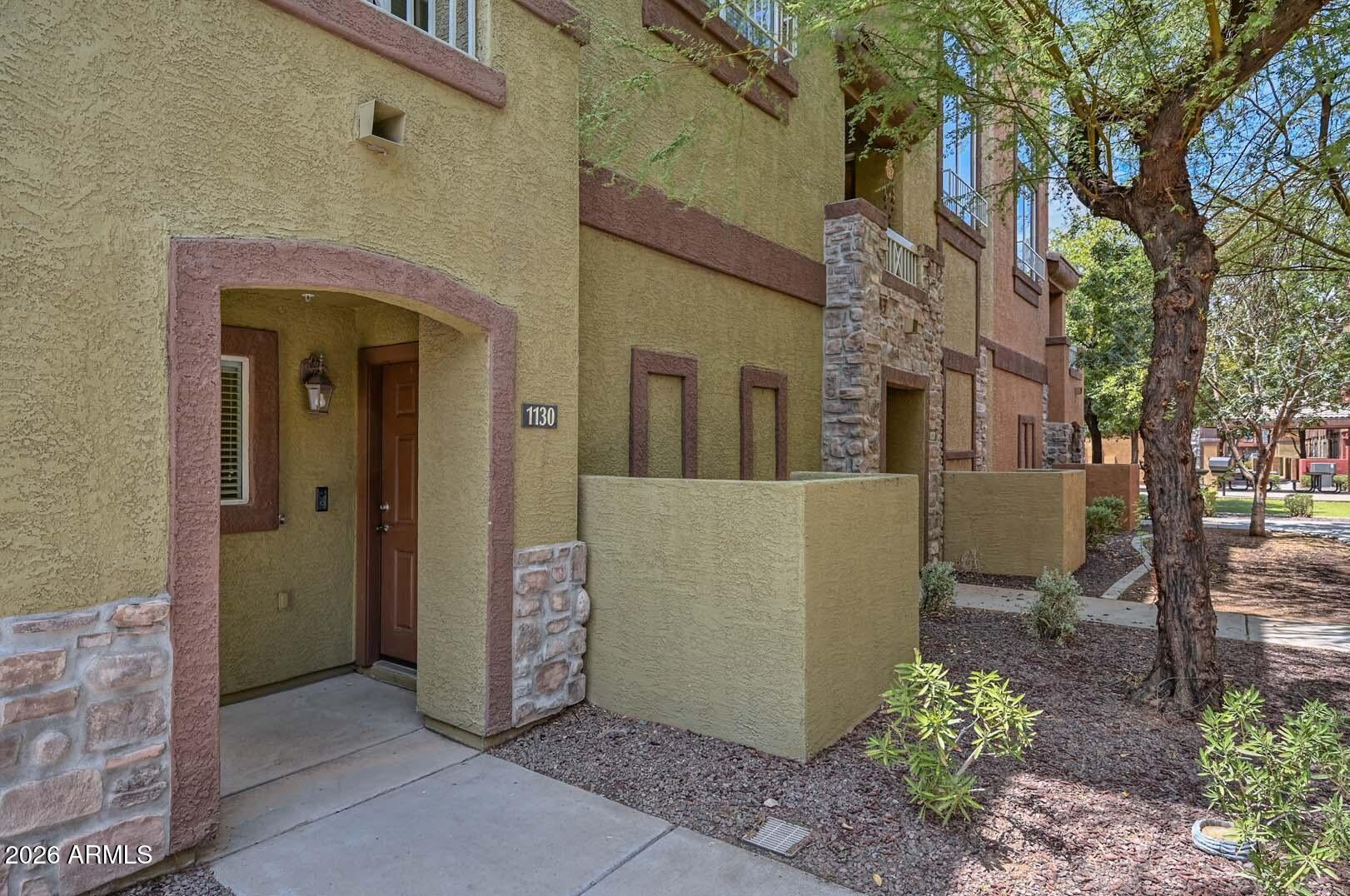 1920 E BELL Road 1130