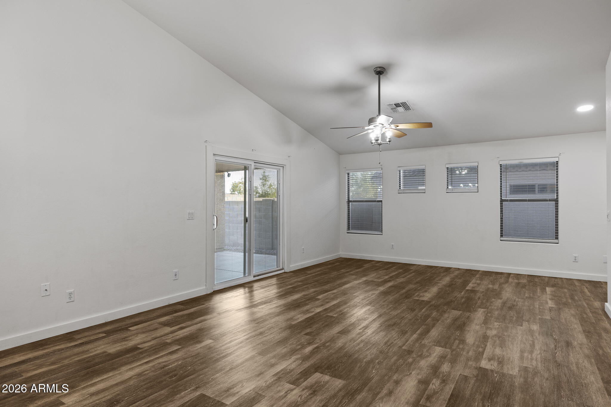10961 W LOMA Lane