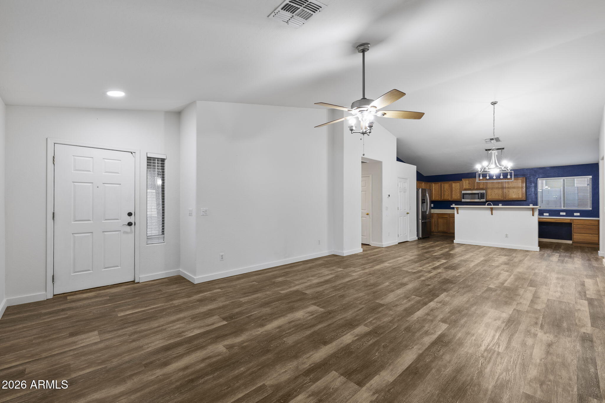 10961 W LOMA Lane