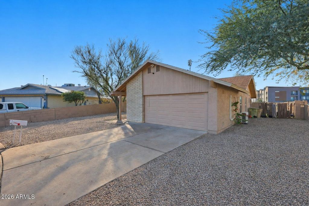 Photo of 5517 W Zoe Ella Way, Glendale, AZ 85306 (MLS # 6962814)