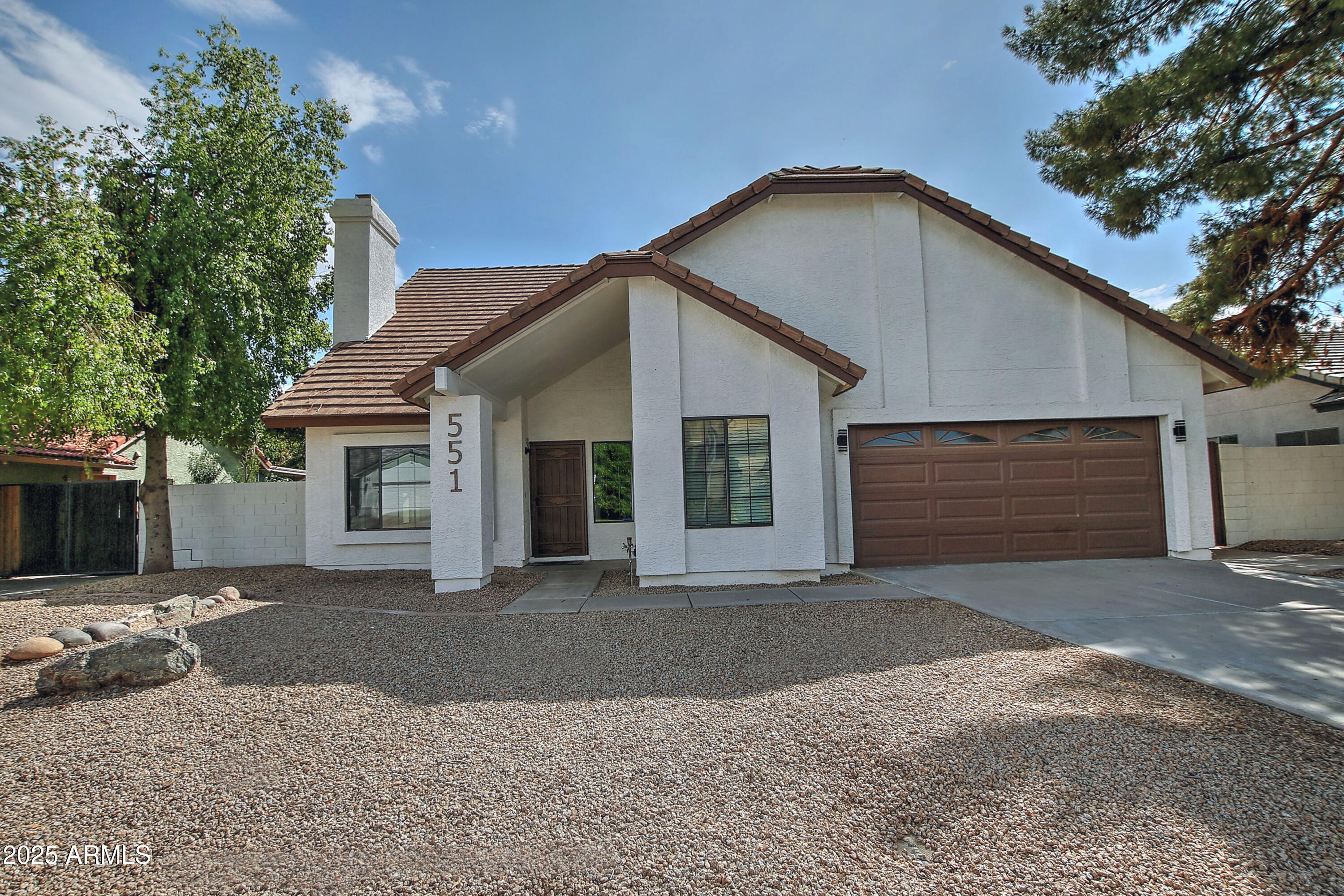 551 E JUANITA Avenue