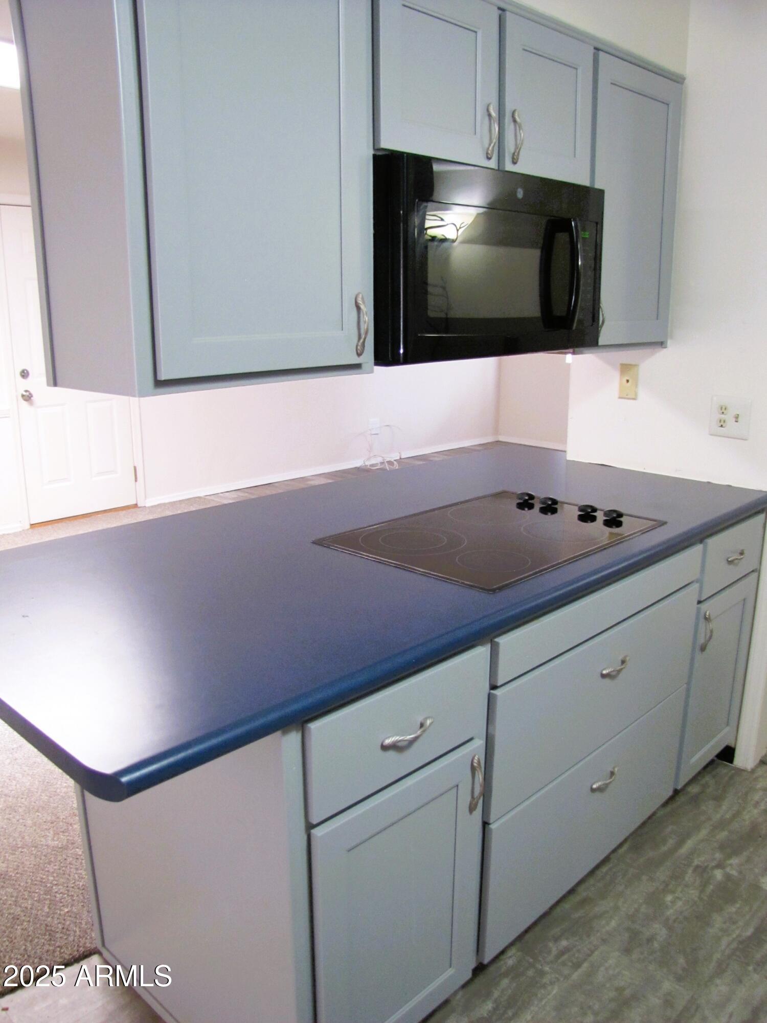 VILLAGE MEADOWS ESTATES - Residential Lease