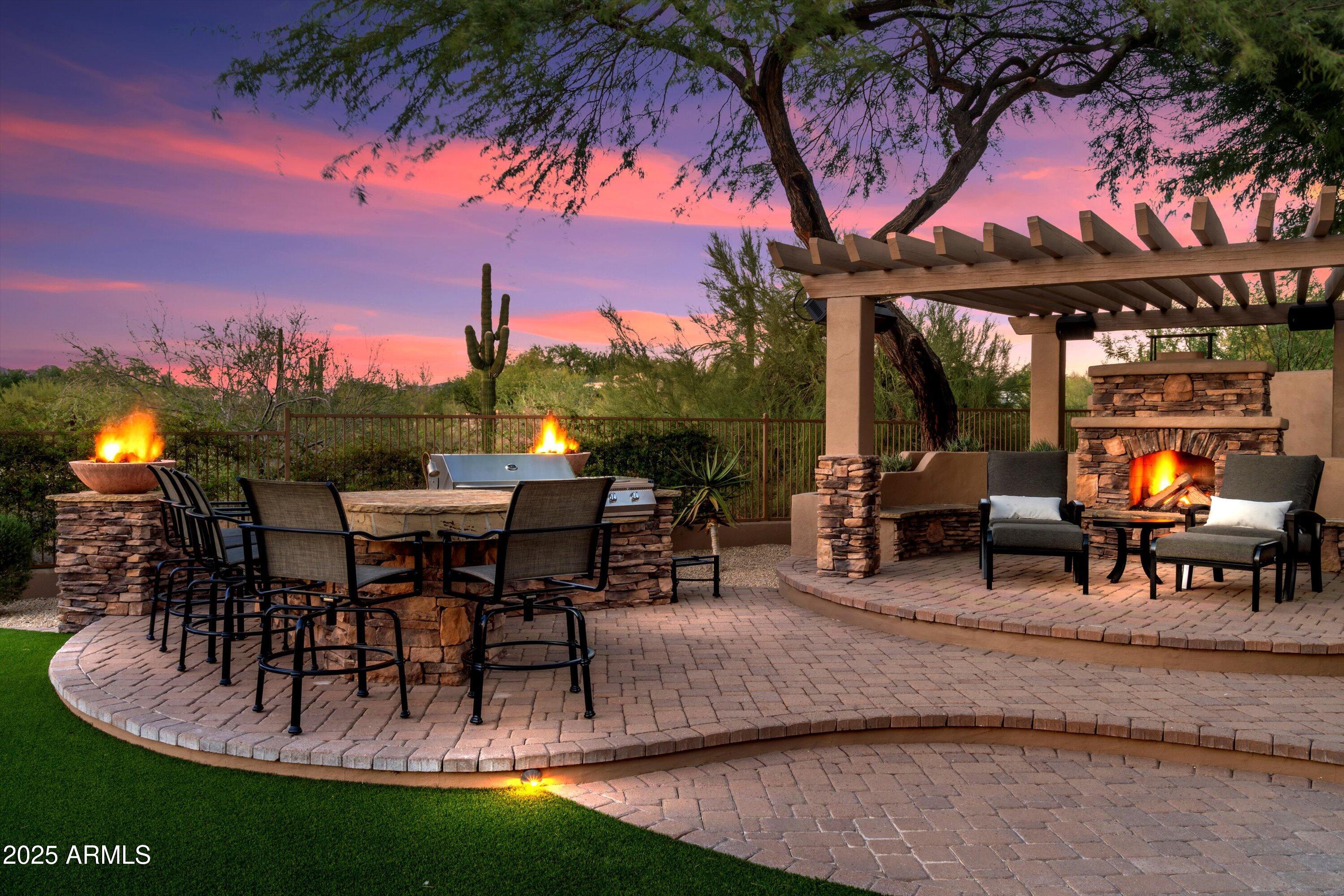 7080 E BALANCING ROCK Road