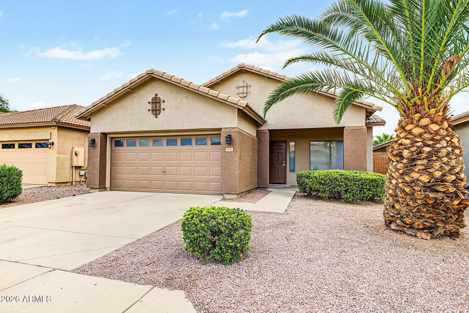 4141 N DANIA Court