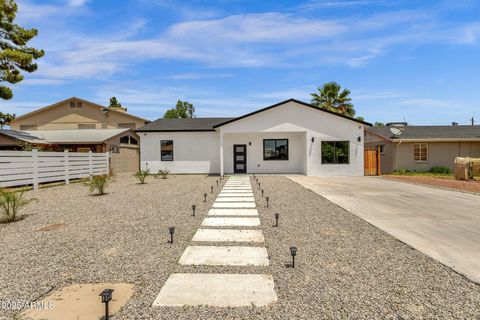 2122 W VIRGINIA Avenue Phoenix AZ 85009