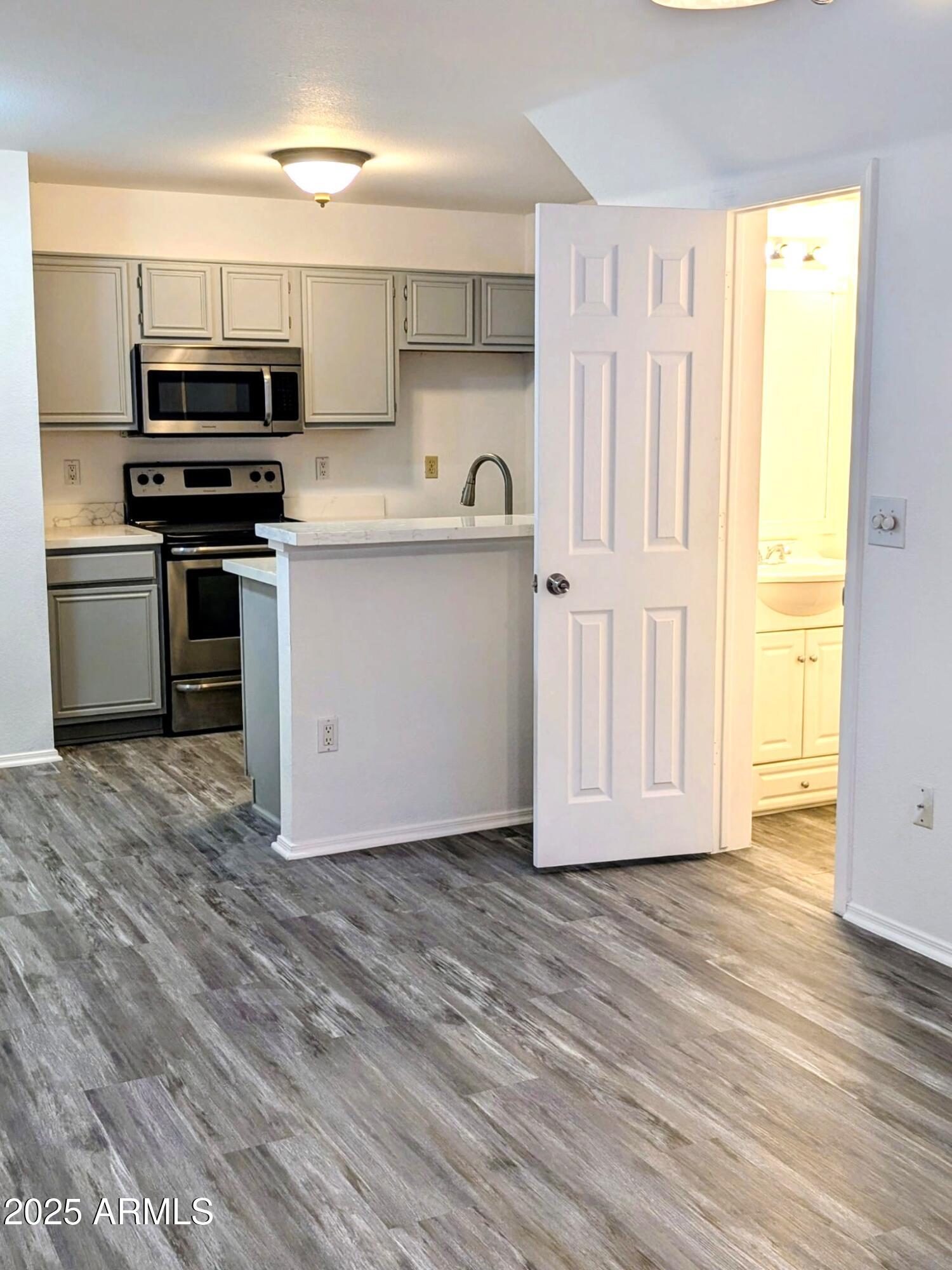 2301 E UNIVERSITY Drive 505