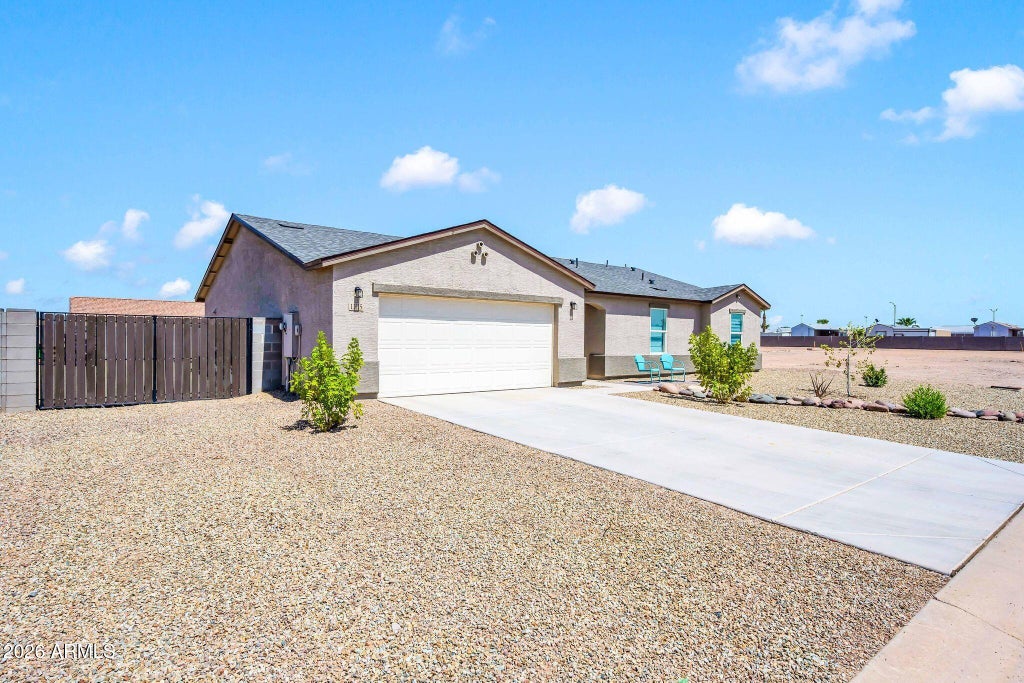 Photo of 13615 S Silent Road, Arizona City, AZ 85123 (MLS # 7069542)