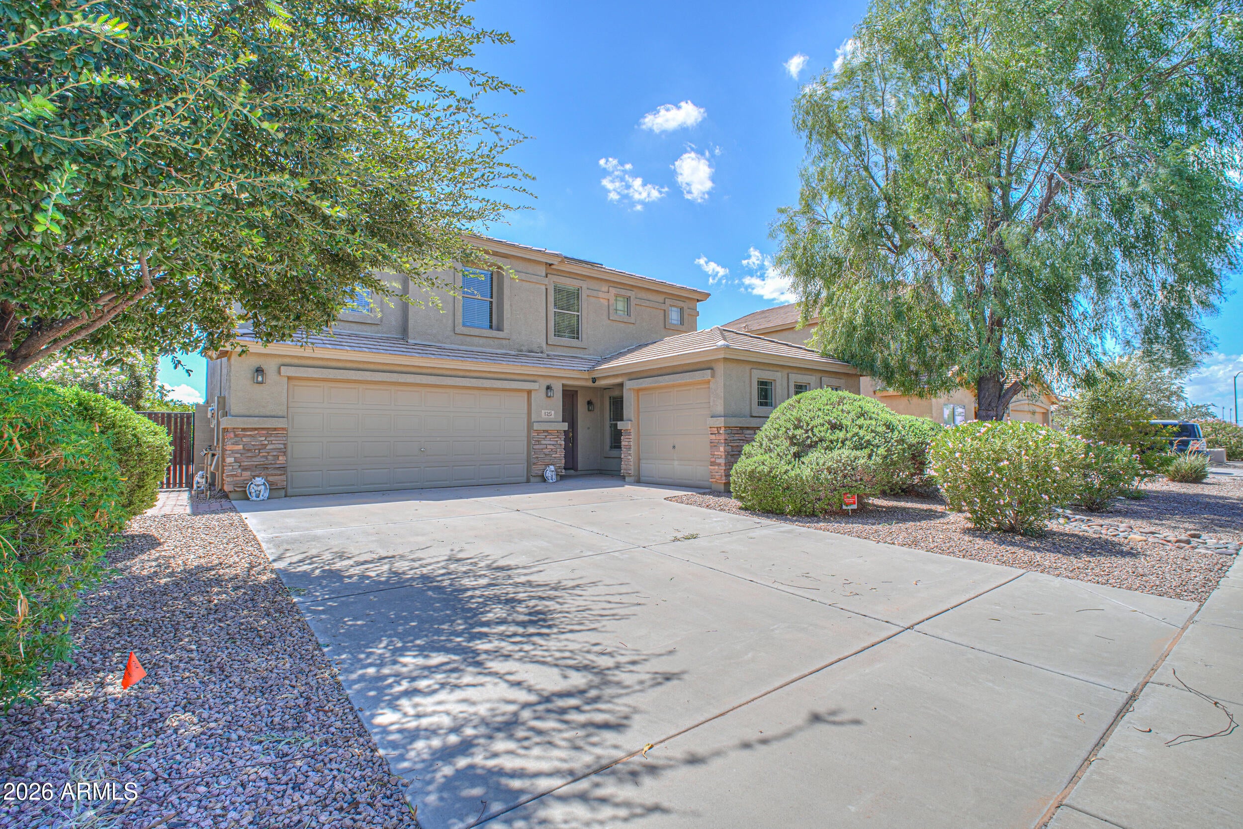 1325 E BRENT Court
