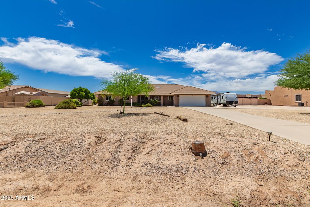 Photo of 6402 N Citrus Road, Waddell, AZ 85355 (MLS # 6898701)