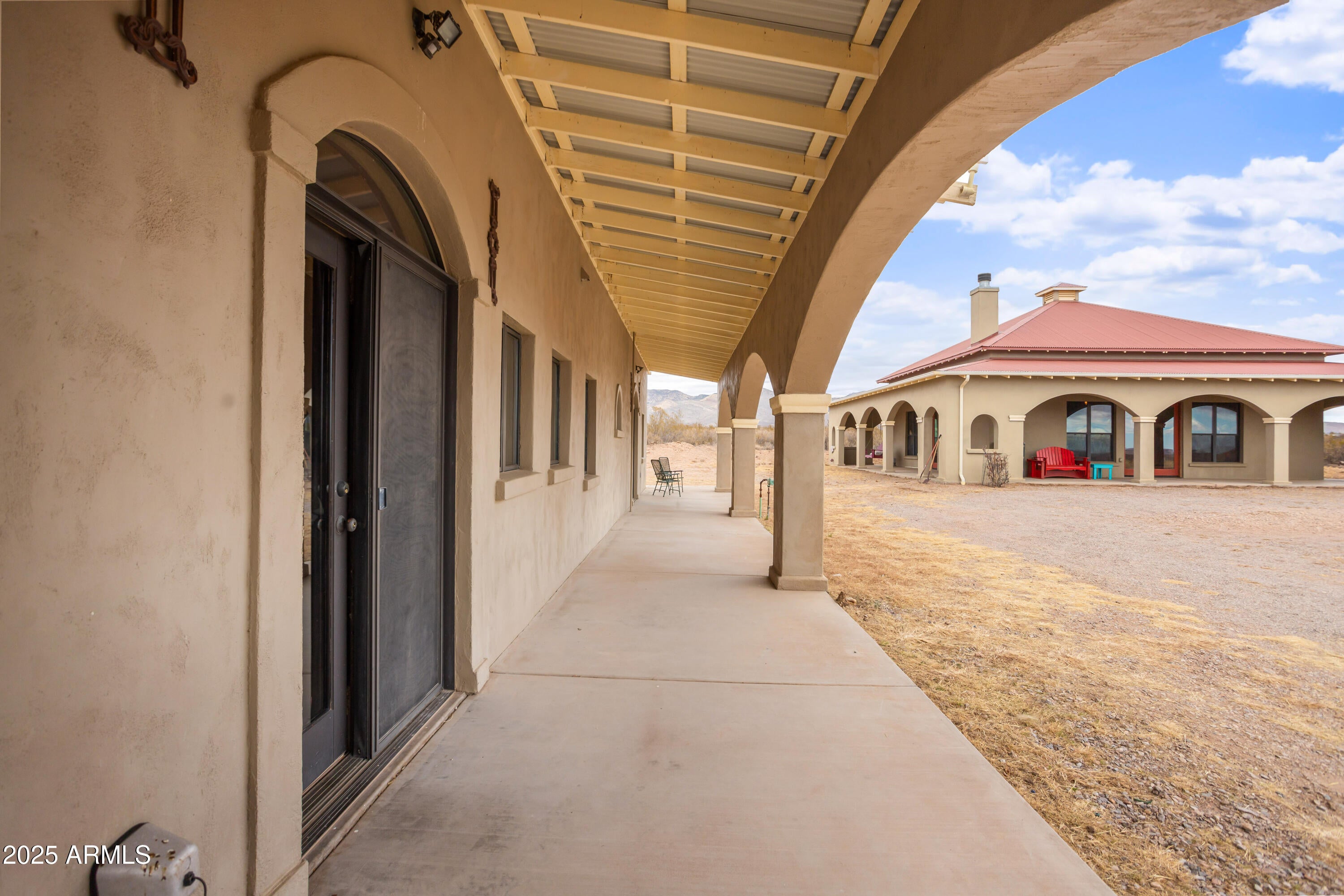 2076 W Tierra Contenta Trail