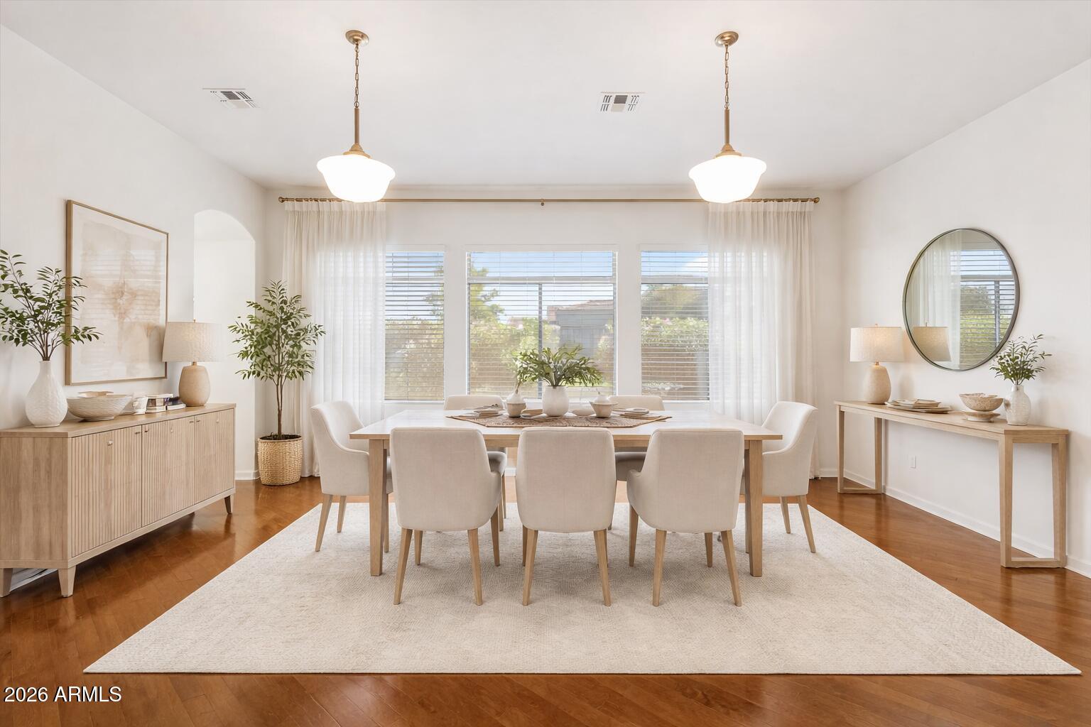 2130 E BEAUTIFUL Lane