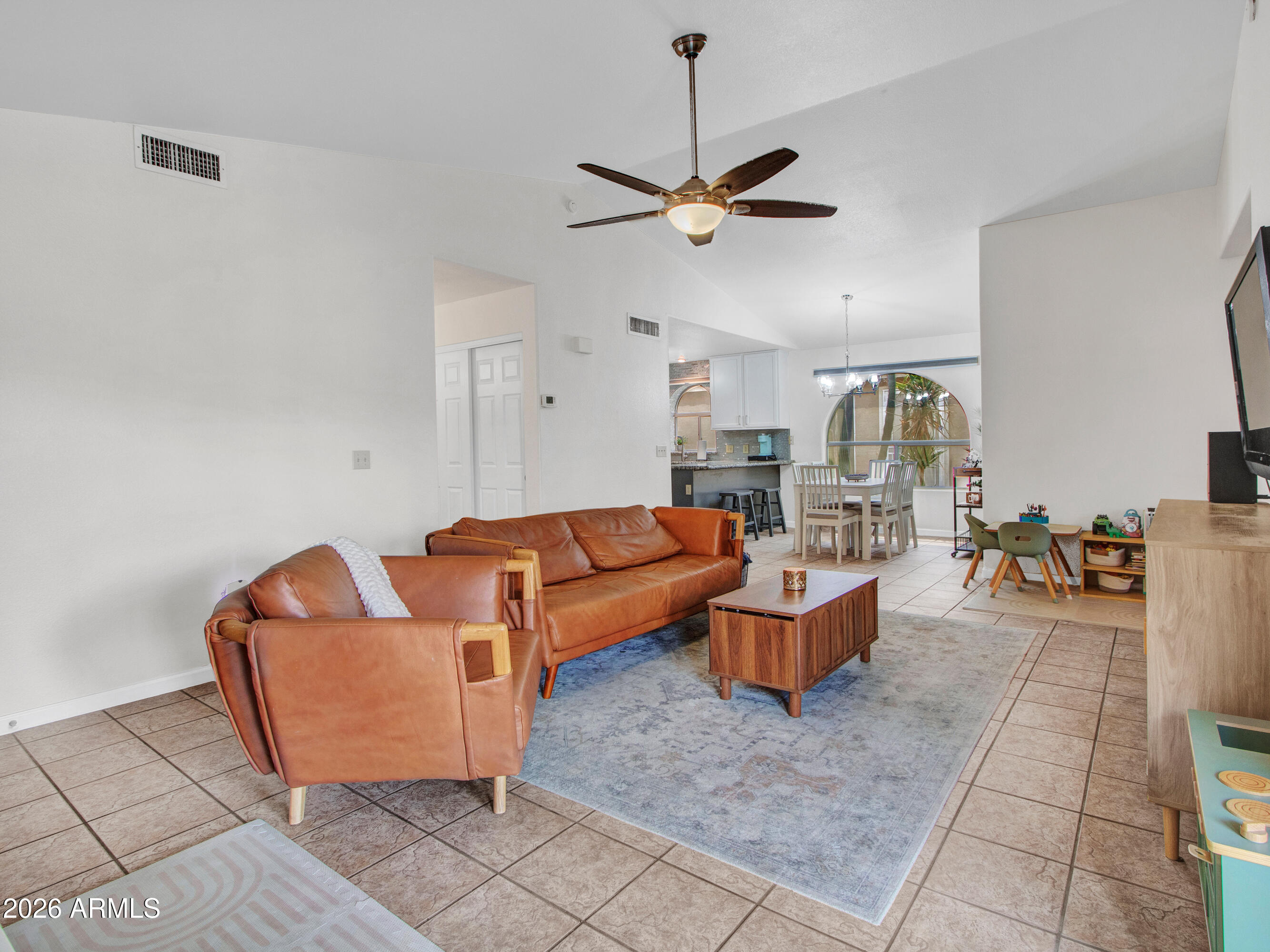 GARDEN POINT LOT 1-71 74-155 TR A B - Residential