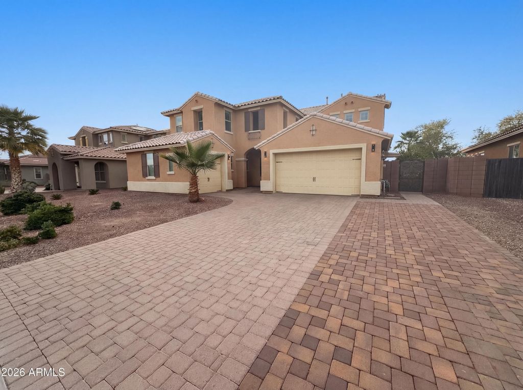 Photo of 18607 W Pioneer Street, Goodyear, AZ 85338 (MLS # 6993527)