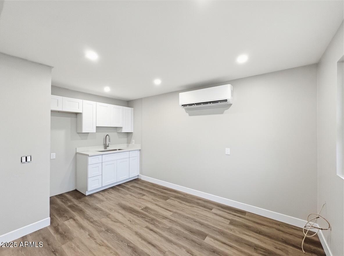 513 E Hatcher Road 7