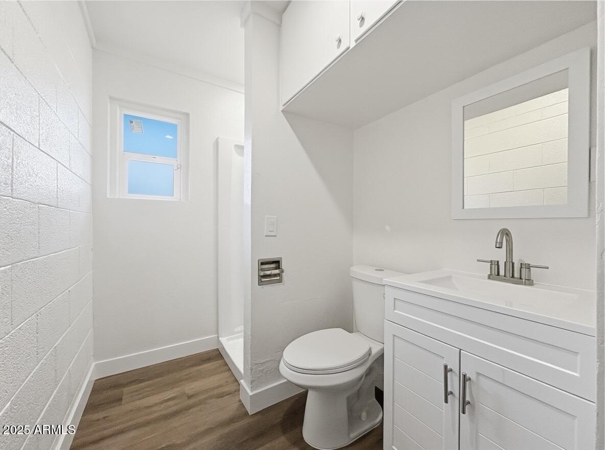 513 E Hatcher Road 7