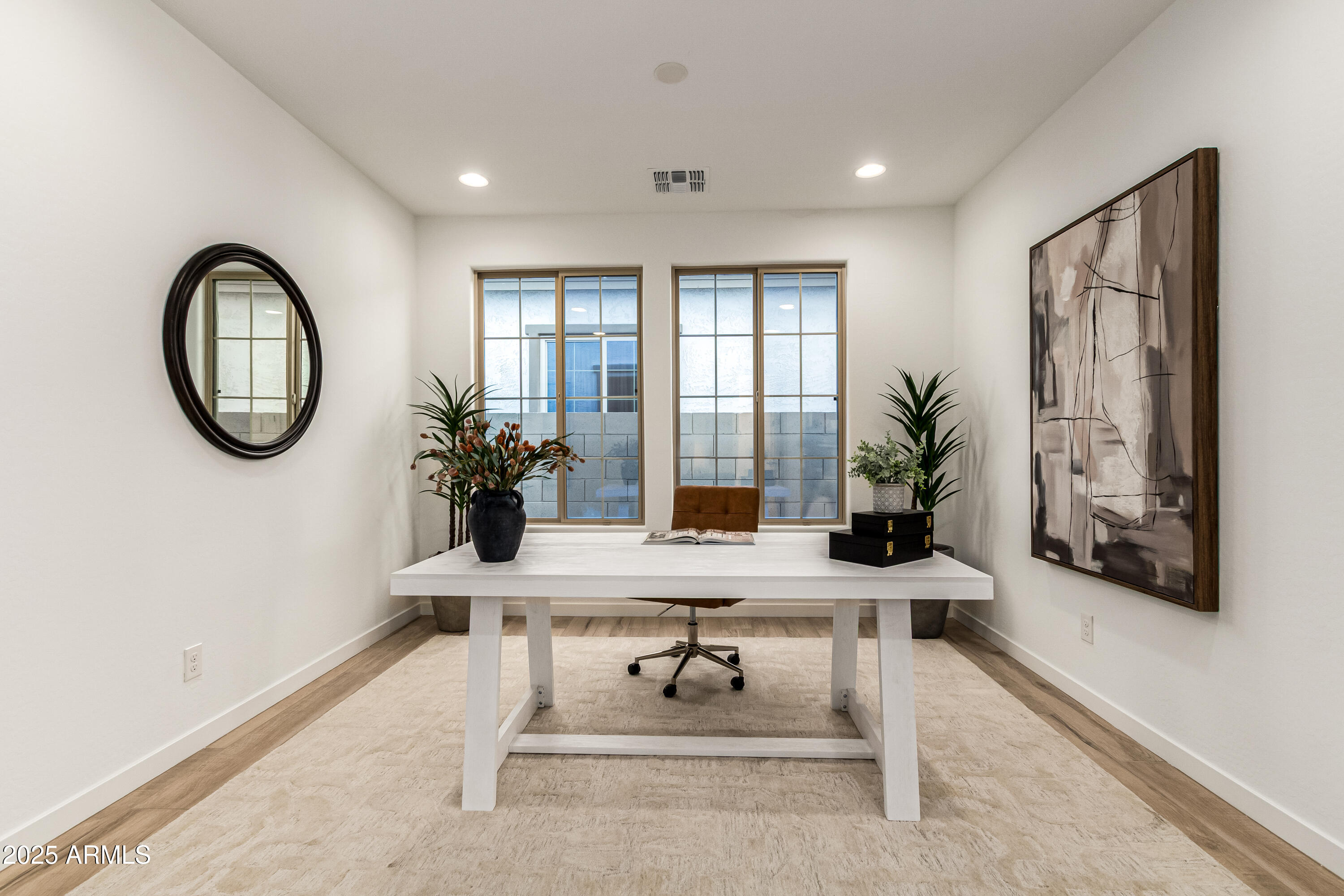 3645 E ROCHELLE Circle