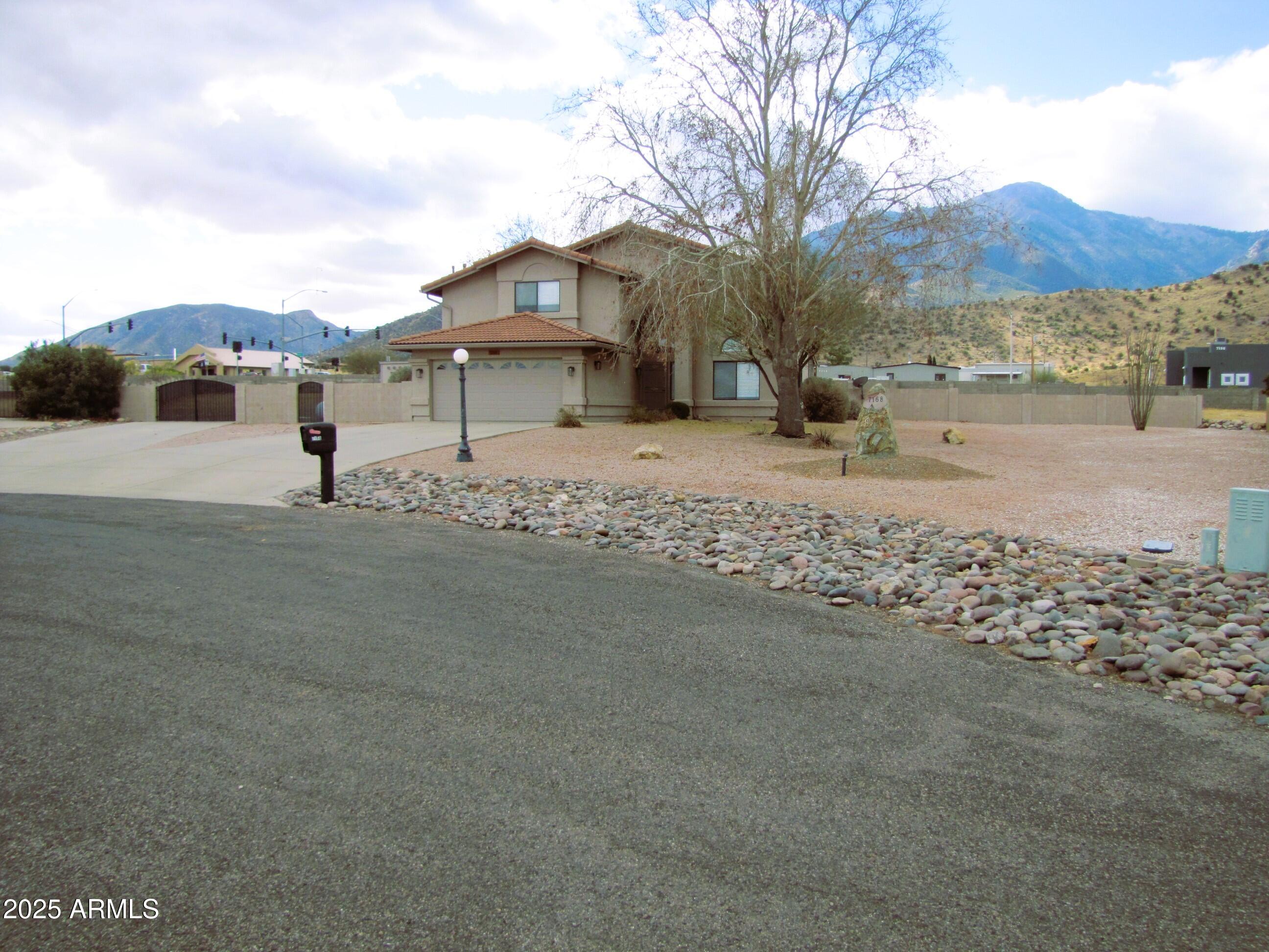 FOOTHILLS RANCH PHASE 1 - Residential Lease