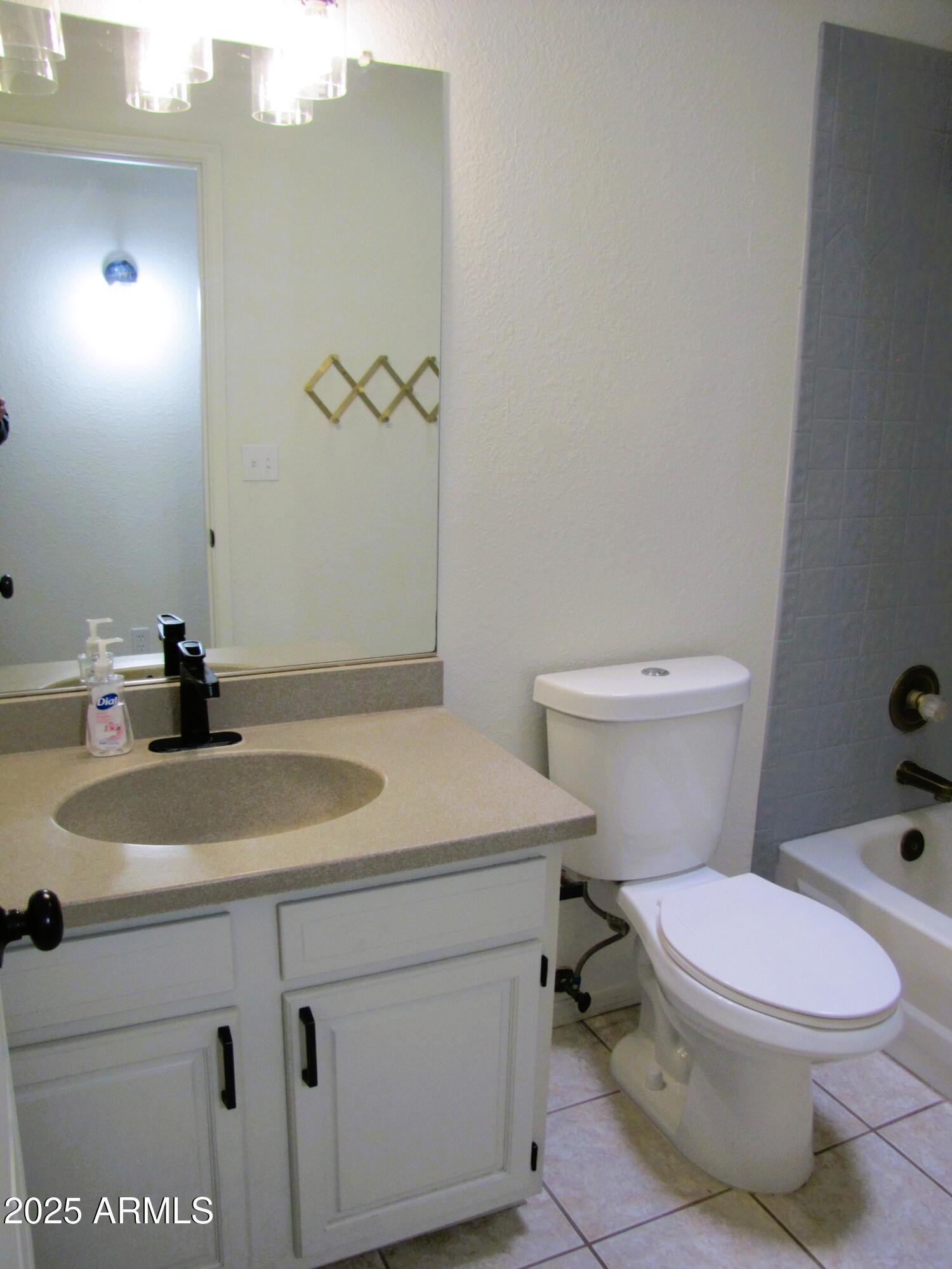 FOOTHILLS RANCH PHASE 1 - Residential Lease