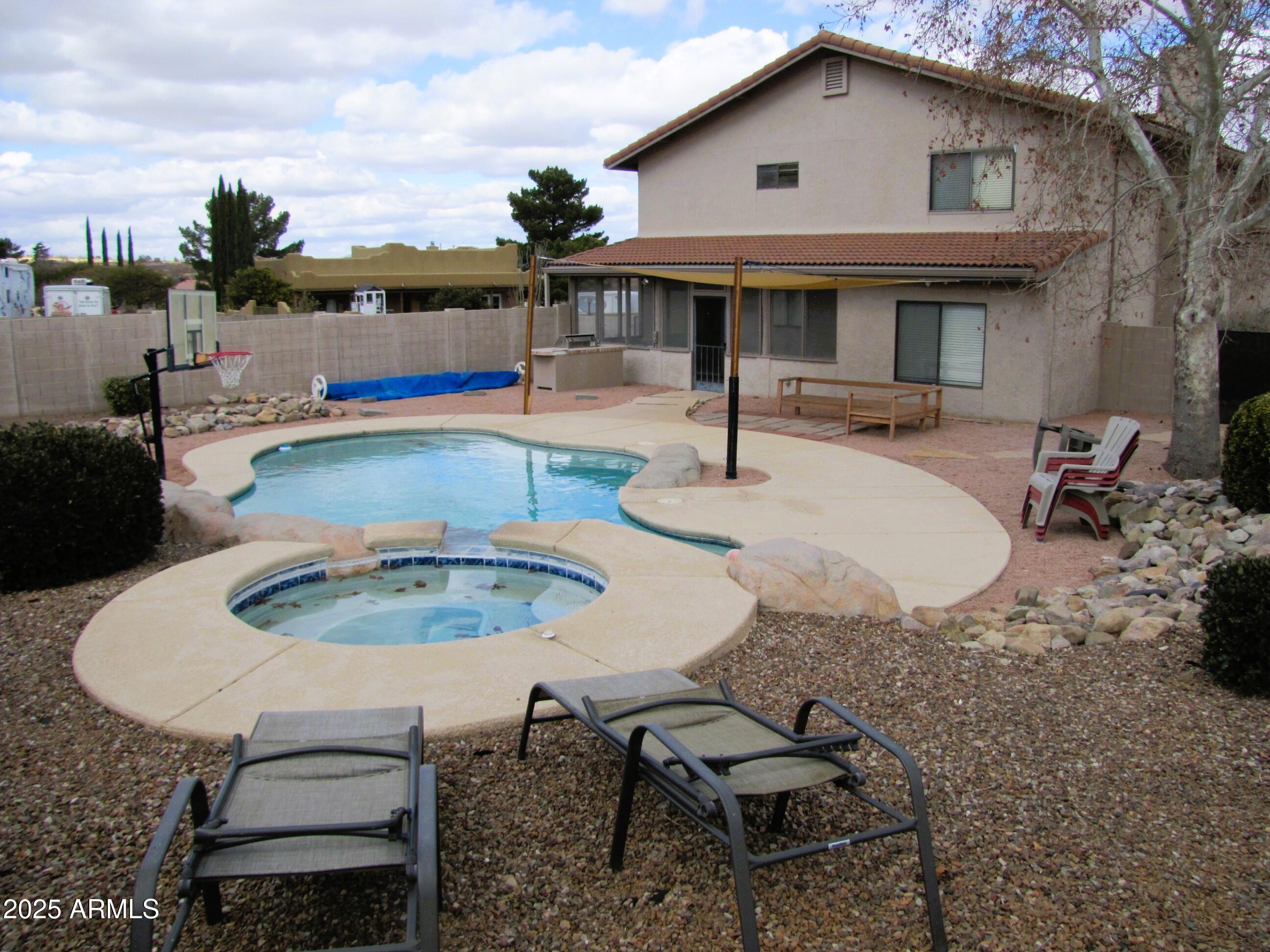 FOOTHILLS RANCH PHASE 1 - Residential Lease