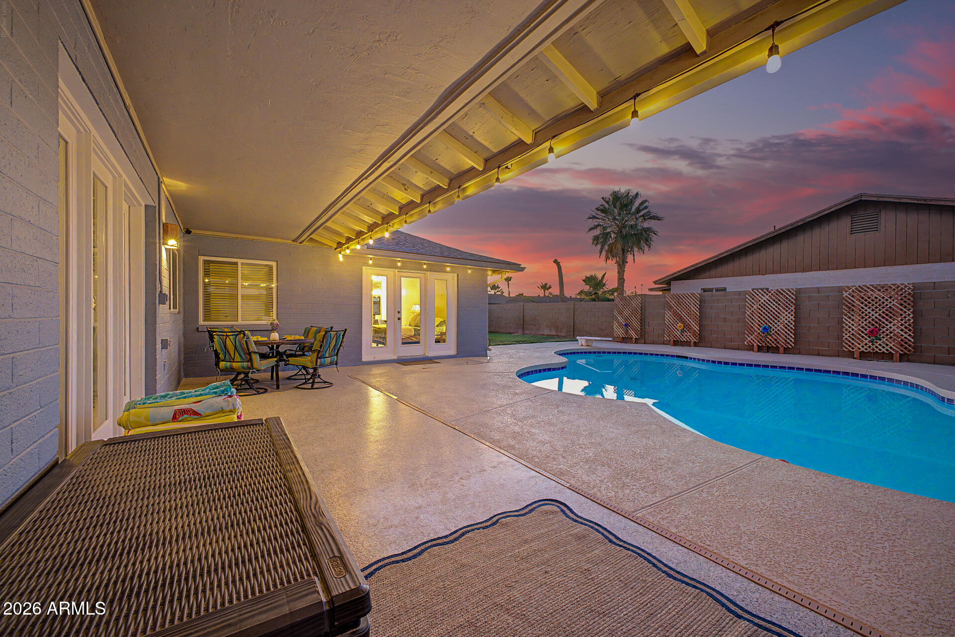 4966 W ONYX Avenue
