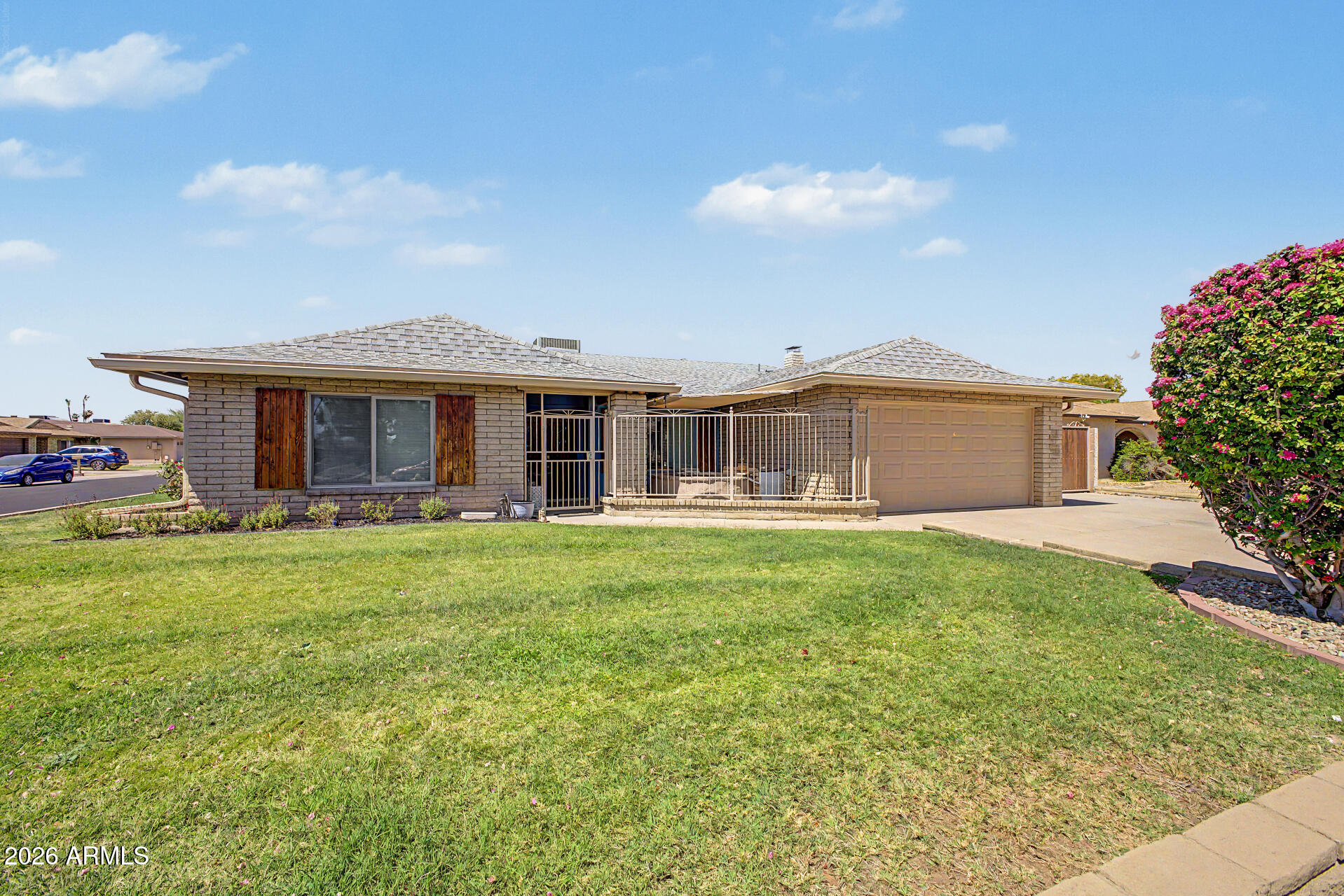 4966 W ONYX Avenue