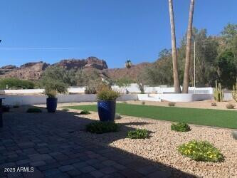 4632 N 49th Place