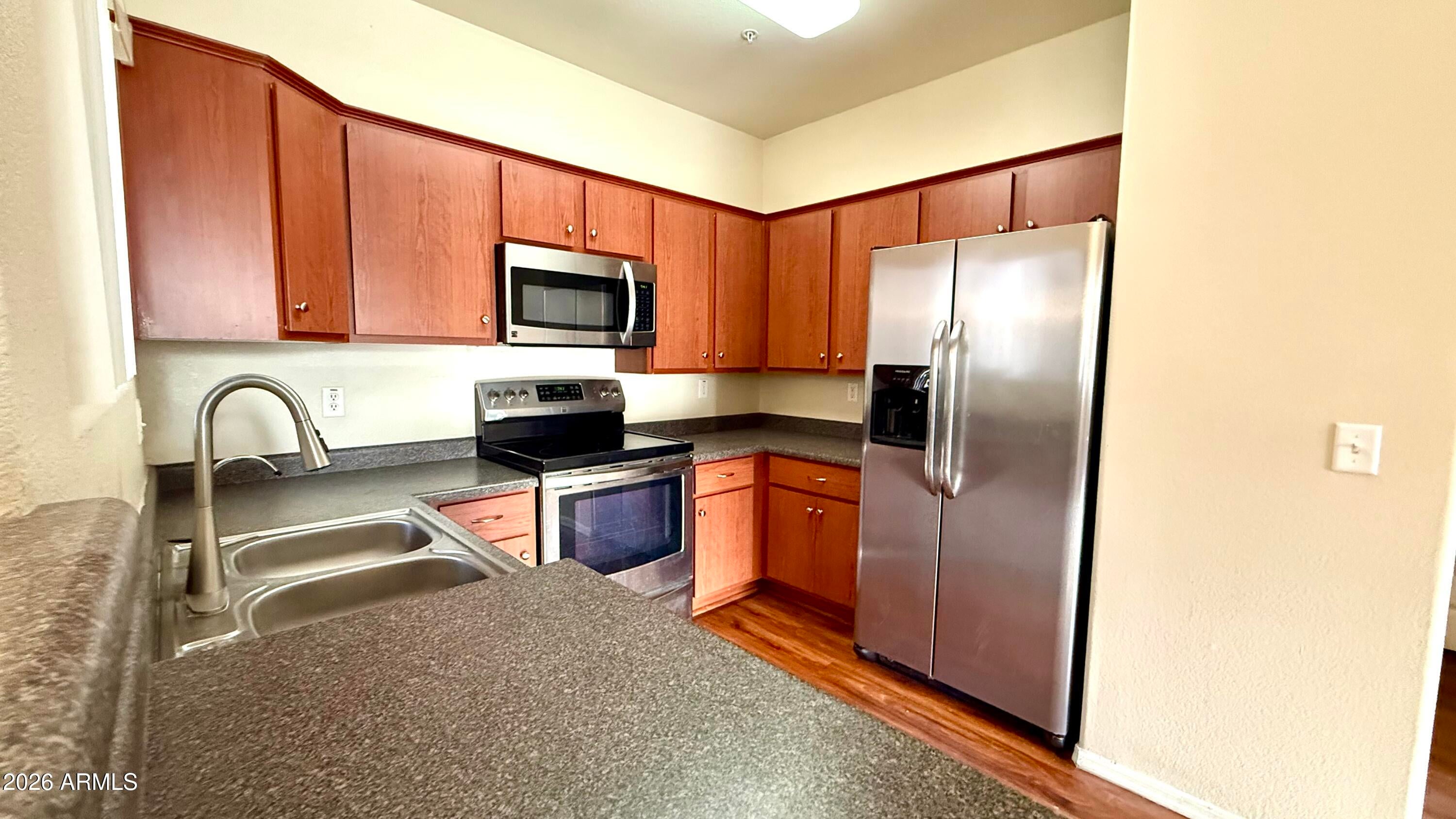 1941 S PIERPONT Drive 1121