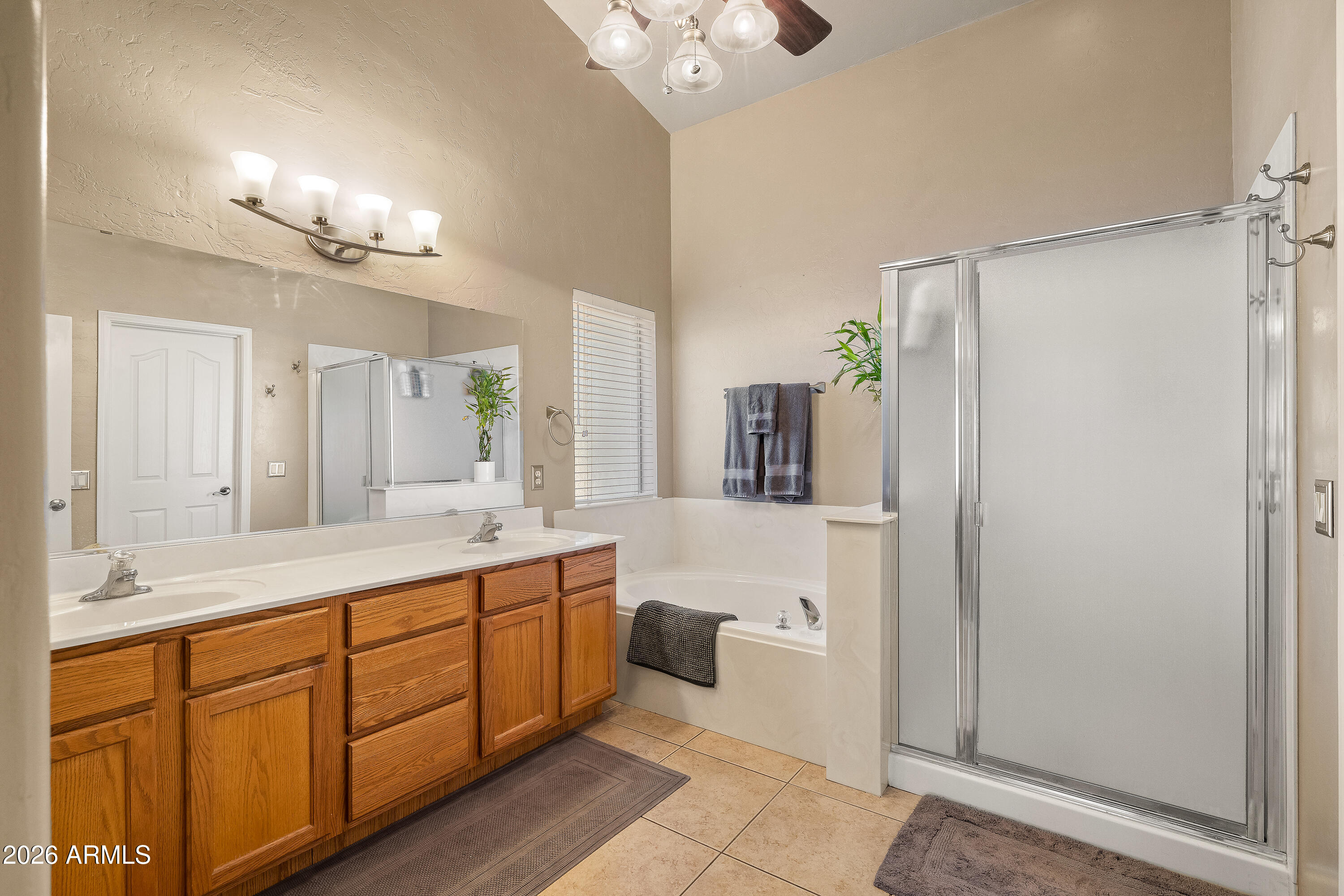 CANYON DE FLORES PHASE 1F - Residential