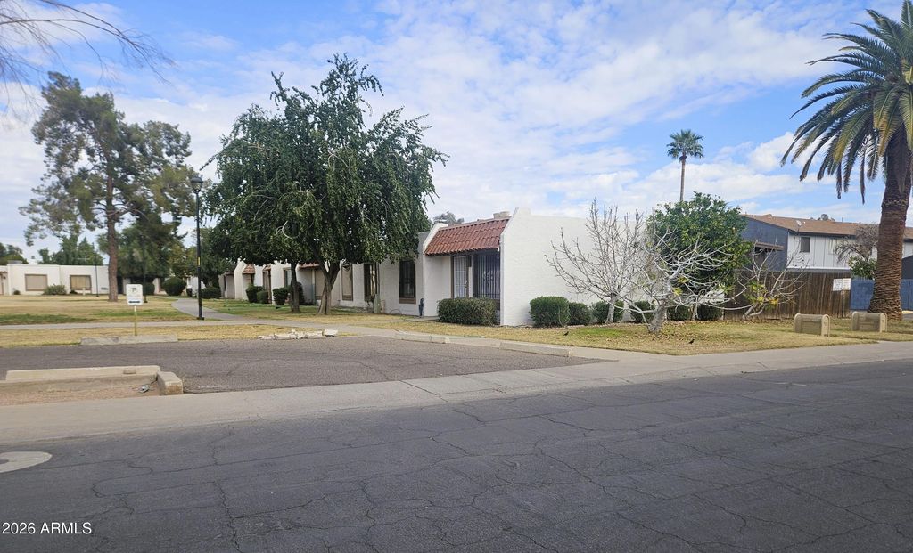 Photo of 6602 N 46th Avenue, Glendale, AZ 85301 (MLS # 6977540)
