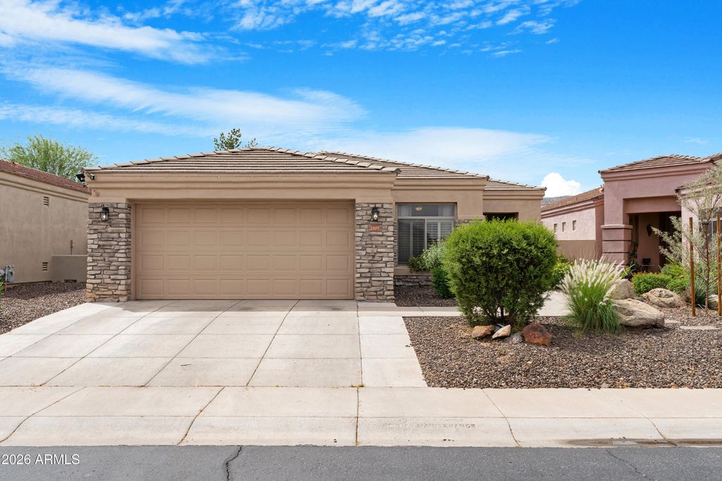 Photo of 2107 E Beautiful Lane, Phoenix, AZ 85042 (MLS # 7013719)