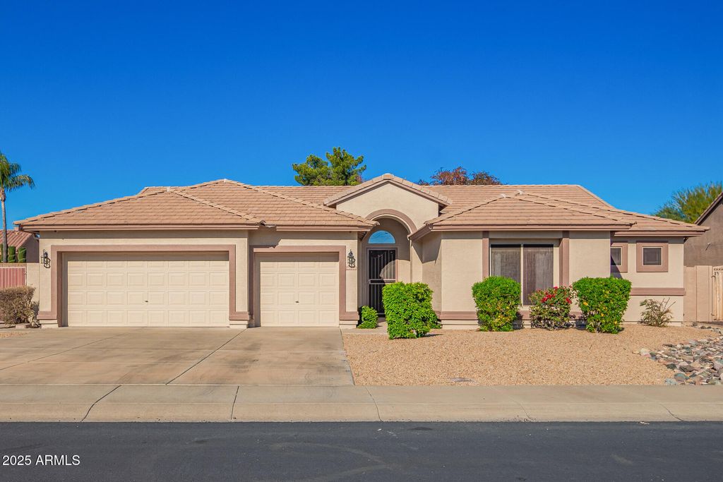 Photo of 4616 W Whispering Wind Drive, Glendale, AZ 85310 (MLS # 6959464)