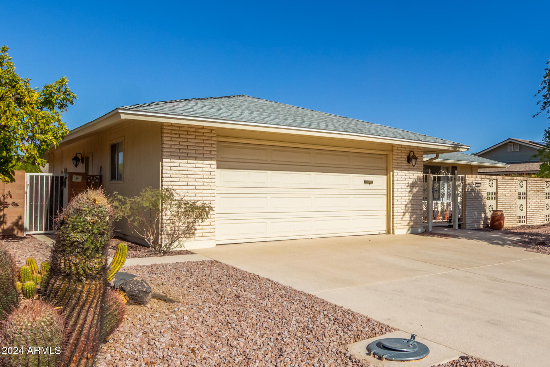 10614 W RIDGEVIEW Road