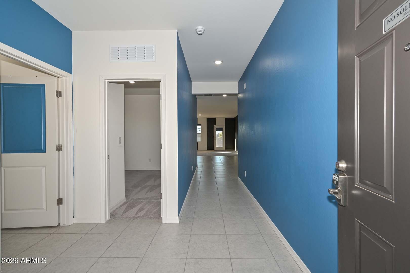 5531 W Willow Ridge Drive