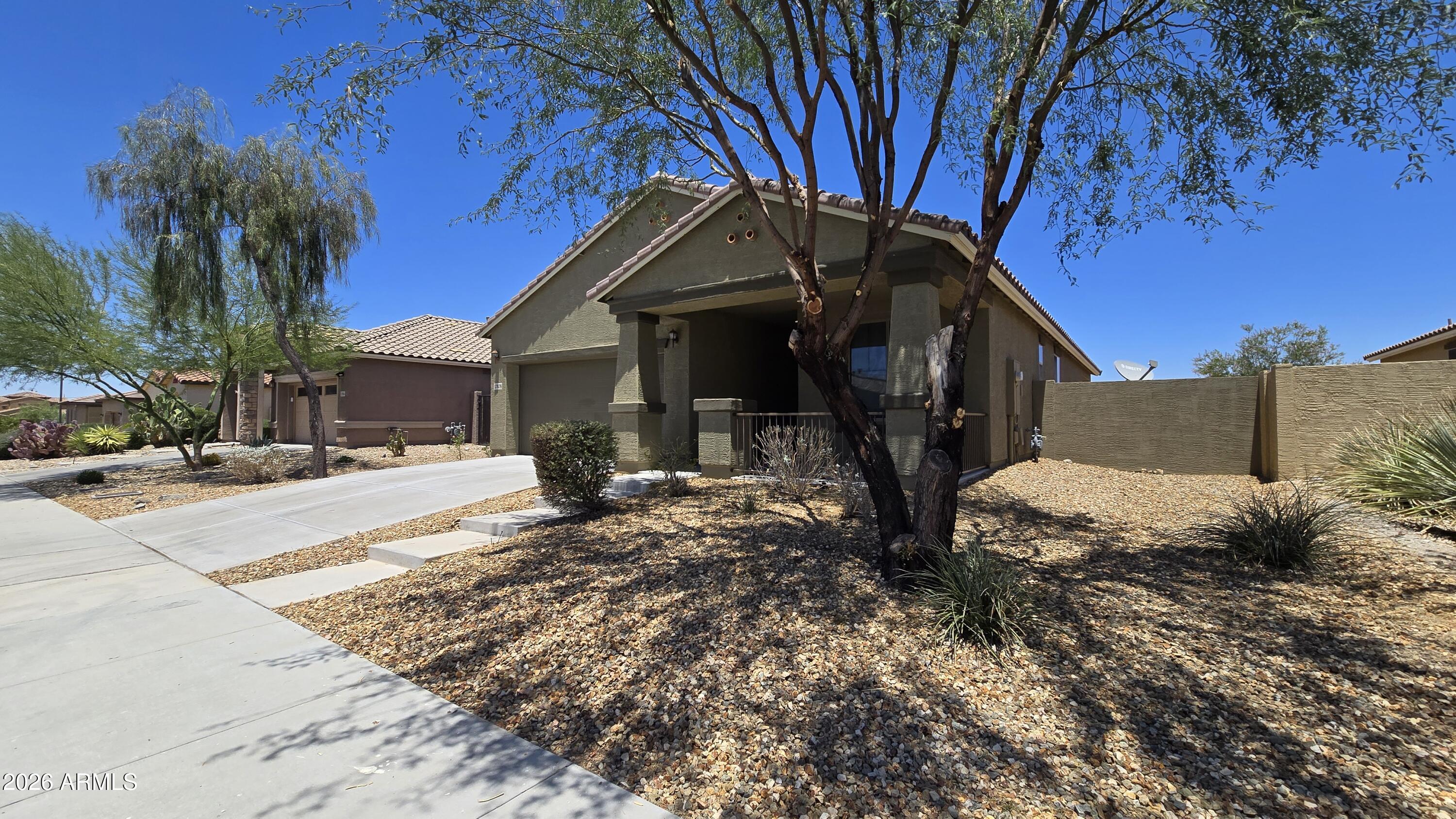 17878 W DESERT WIND Drive