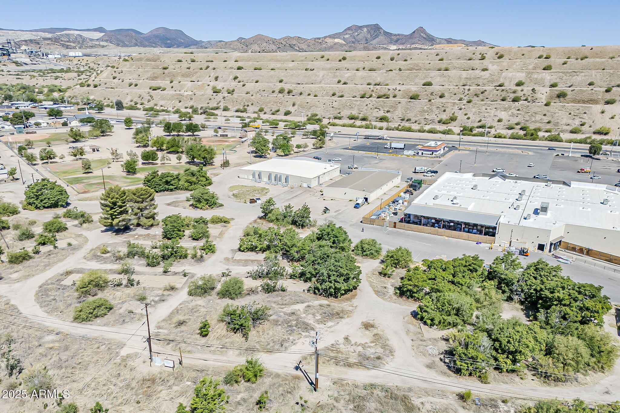 5621 S Maple Leaf Street 20604007Q