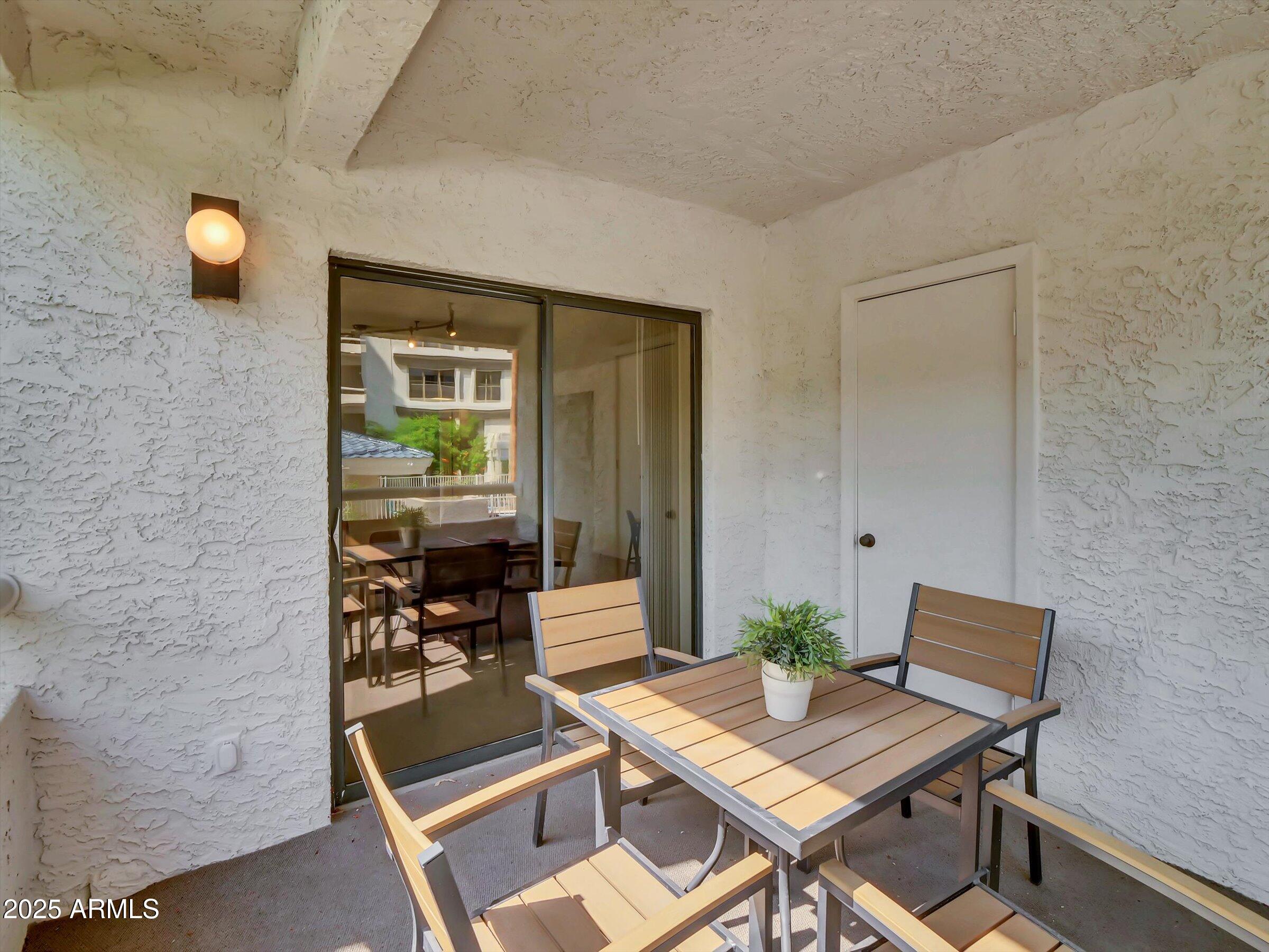 Phoenix, Arizona 85016, United States, 2 Bedrooms Bedrooms, ,2 BathroomsBathrooms,Residential,Active,205569