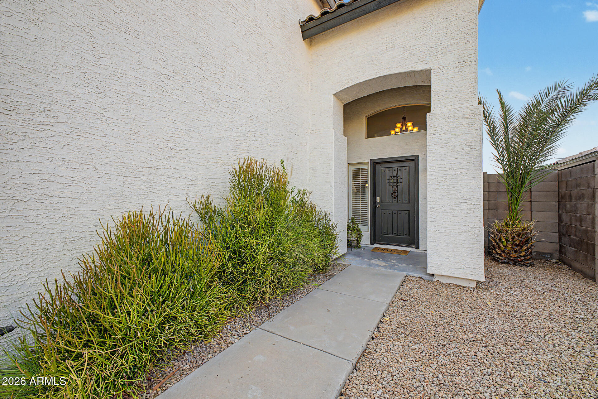 3910 E ROSEMONTE Drive