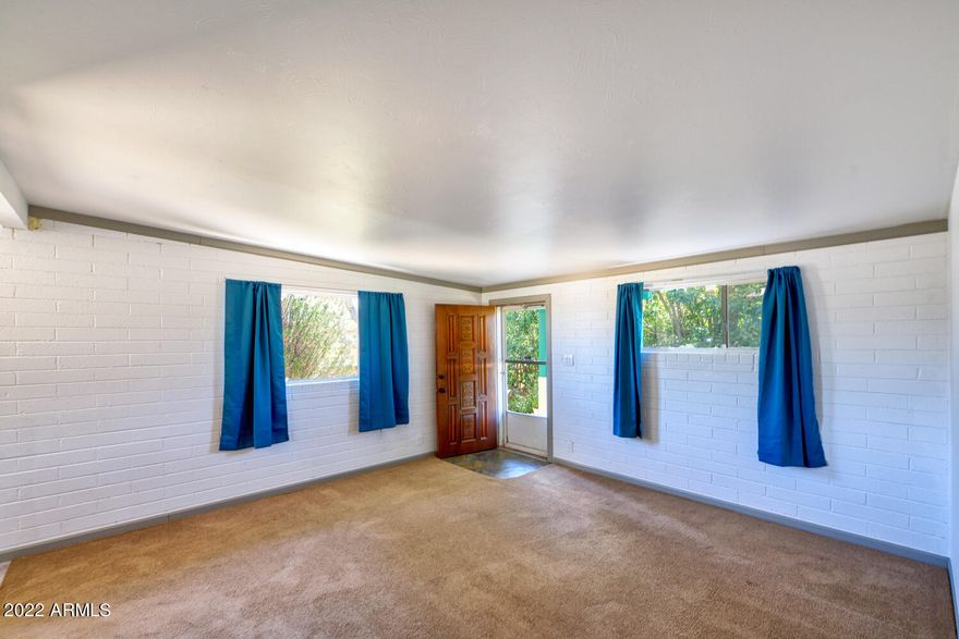 This home has 3 Bedroom, 2 Baths, fully fenced front and backyard, open kitchen, storage shed off the carport plus a workshop with a cooling unit, close to shopping, and it is a quick drive to Fort Huachuca. Newer Stainless Steel appliances, fresh interior paint, some new flooring, newer electrical to include panel updated in 2020.  This would be a terrific starter home, investment property, or retirement home.  Call today to view!