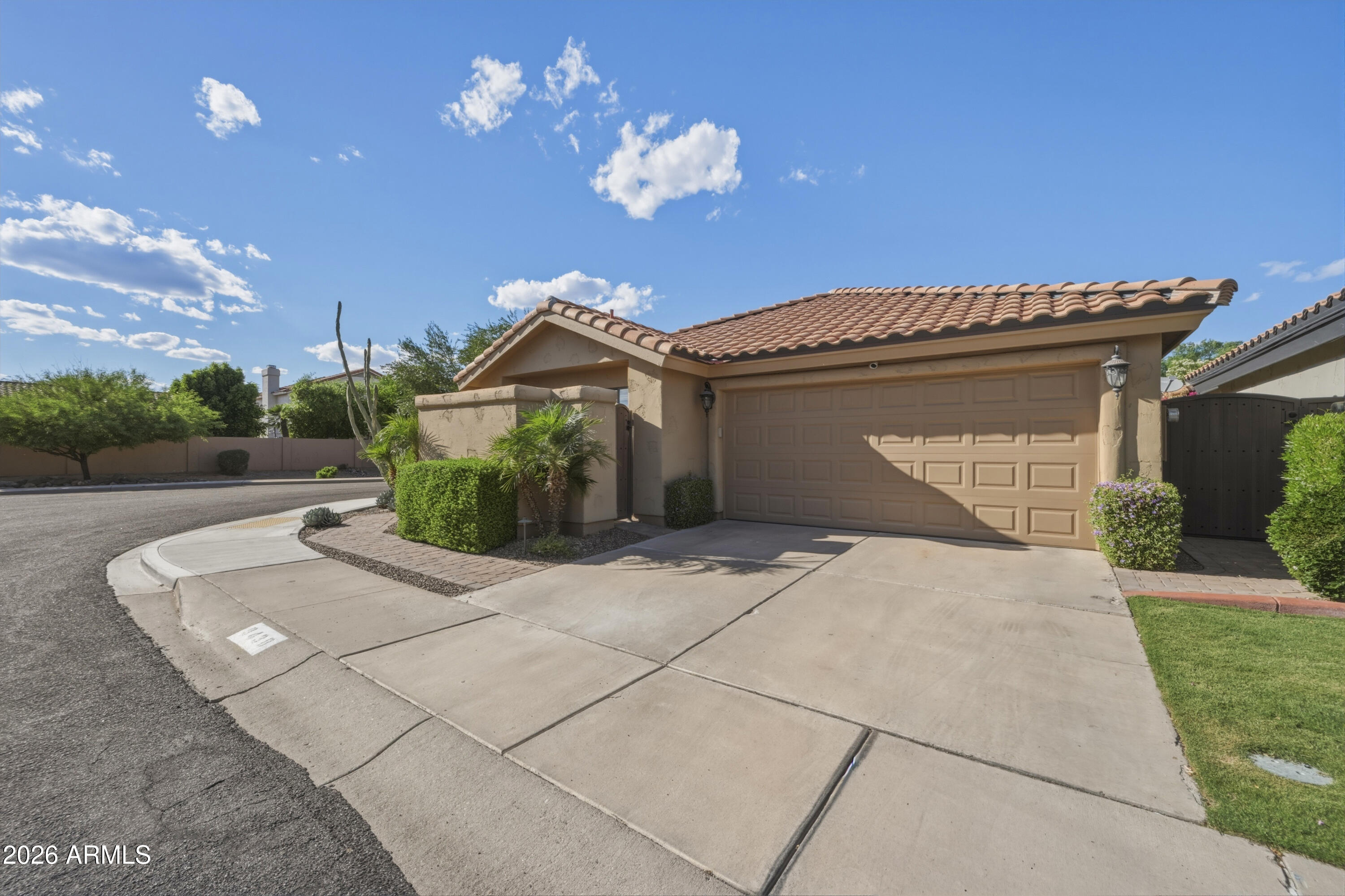 9438 E CAMINO DEL SANTO --